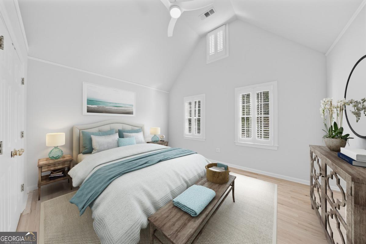 2090 Lake Windward Drive Property Photo 21