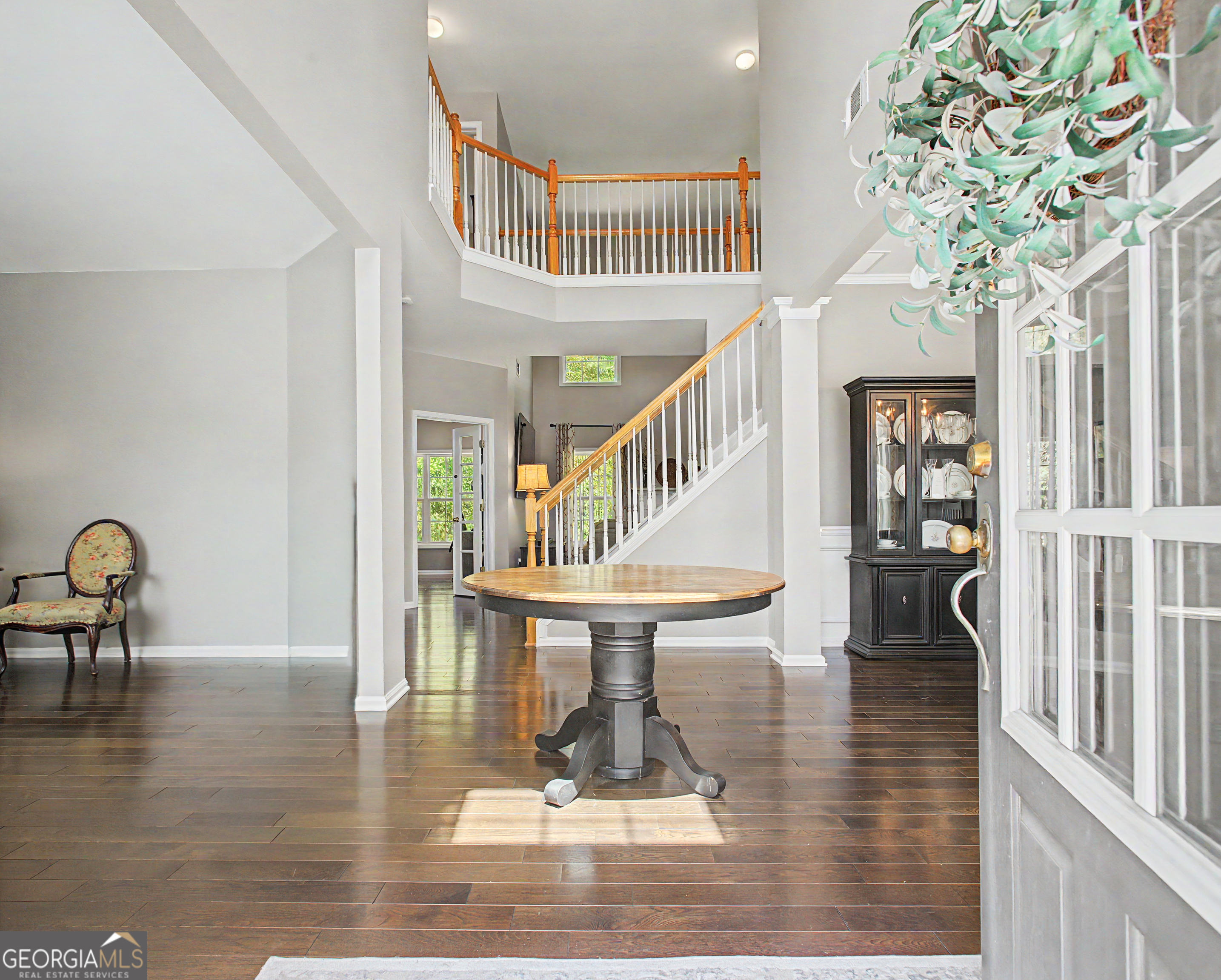 2430 Terry Court Property Photo 4