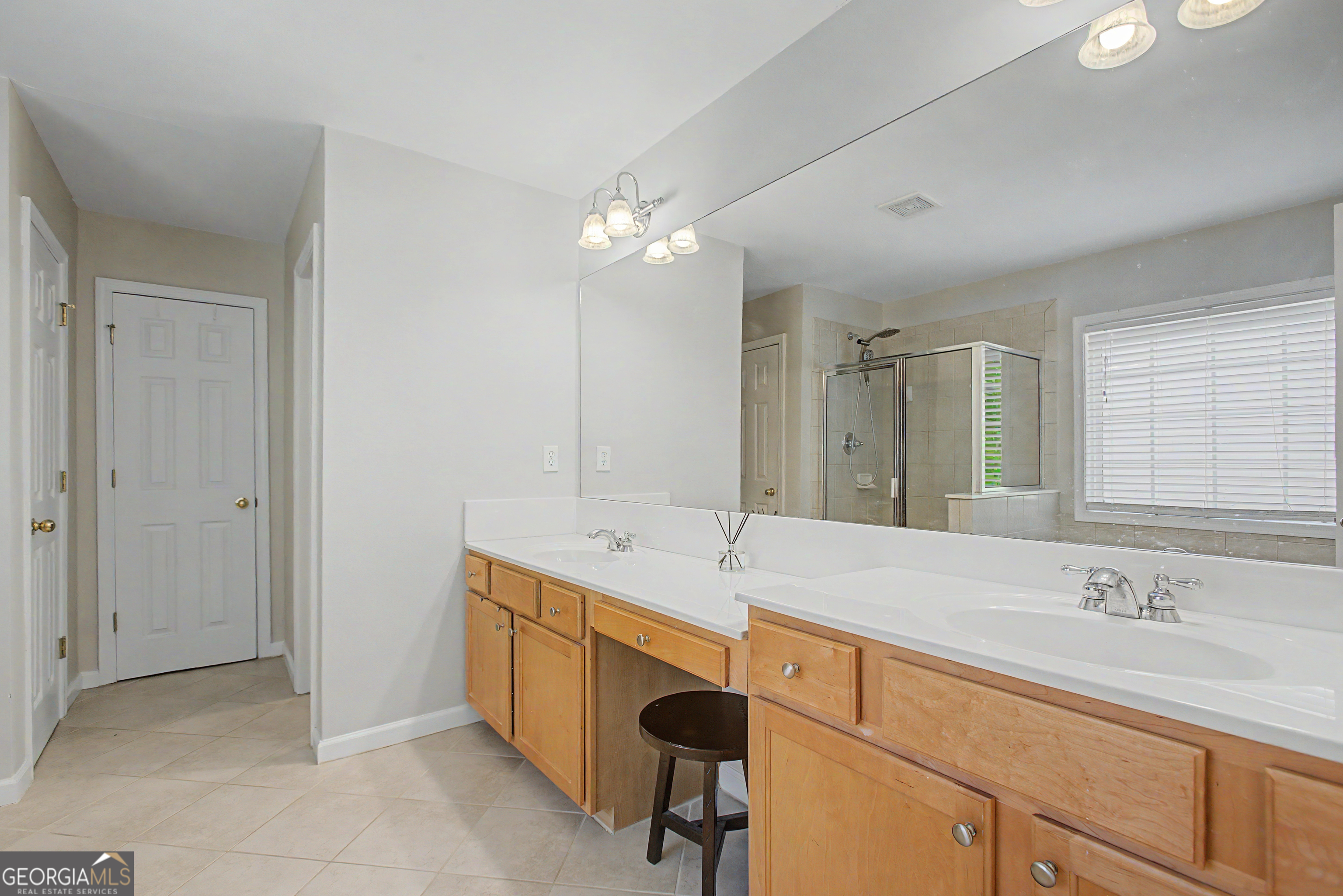 2430 Terry Court Property Photo 24