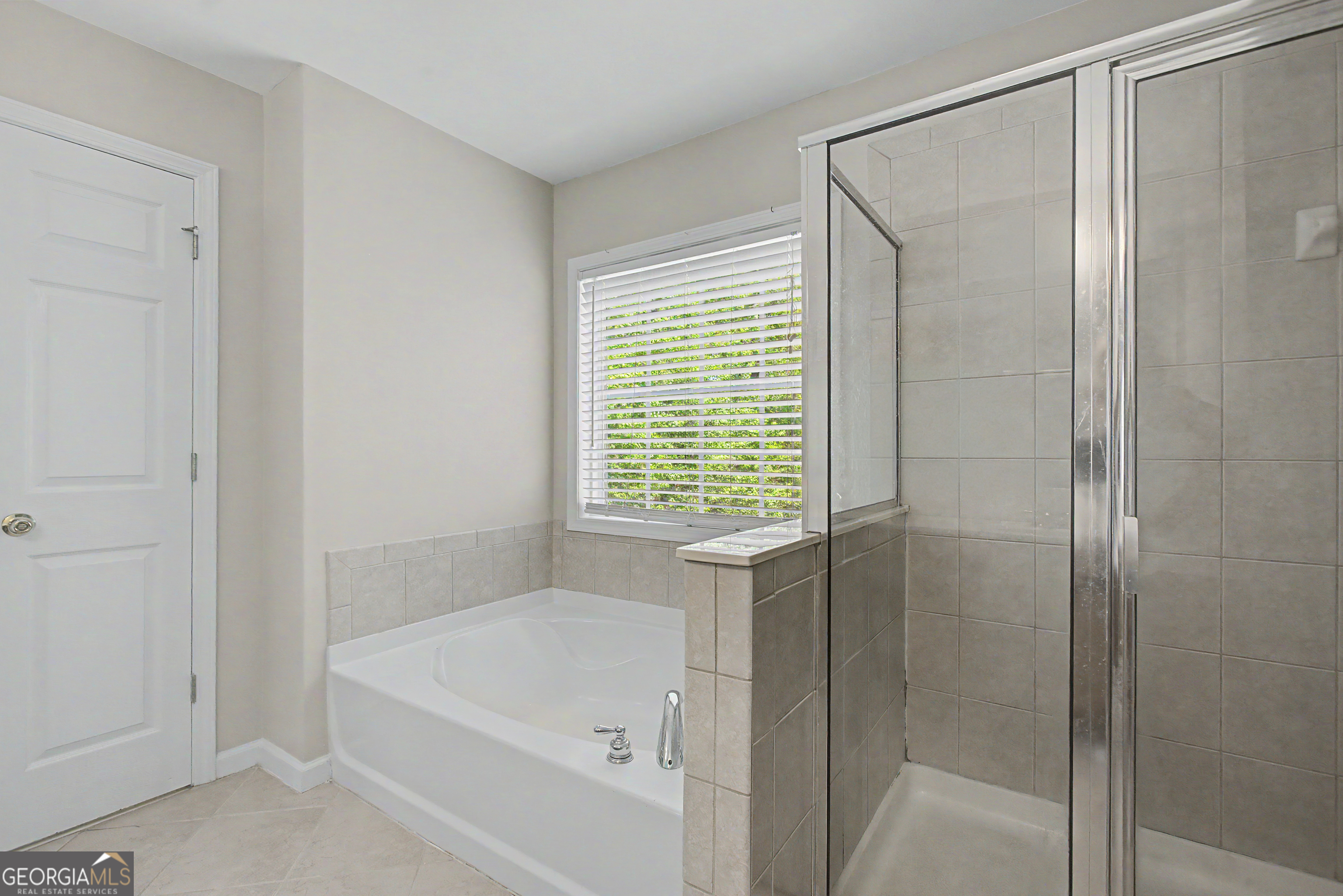 2430 Terry Court Property Photo 25