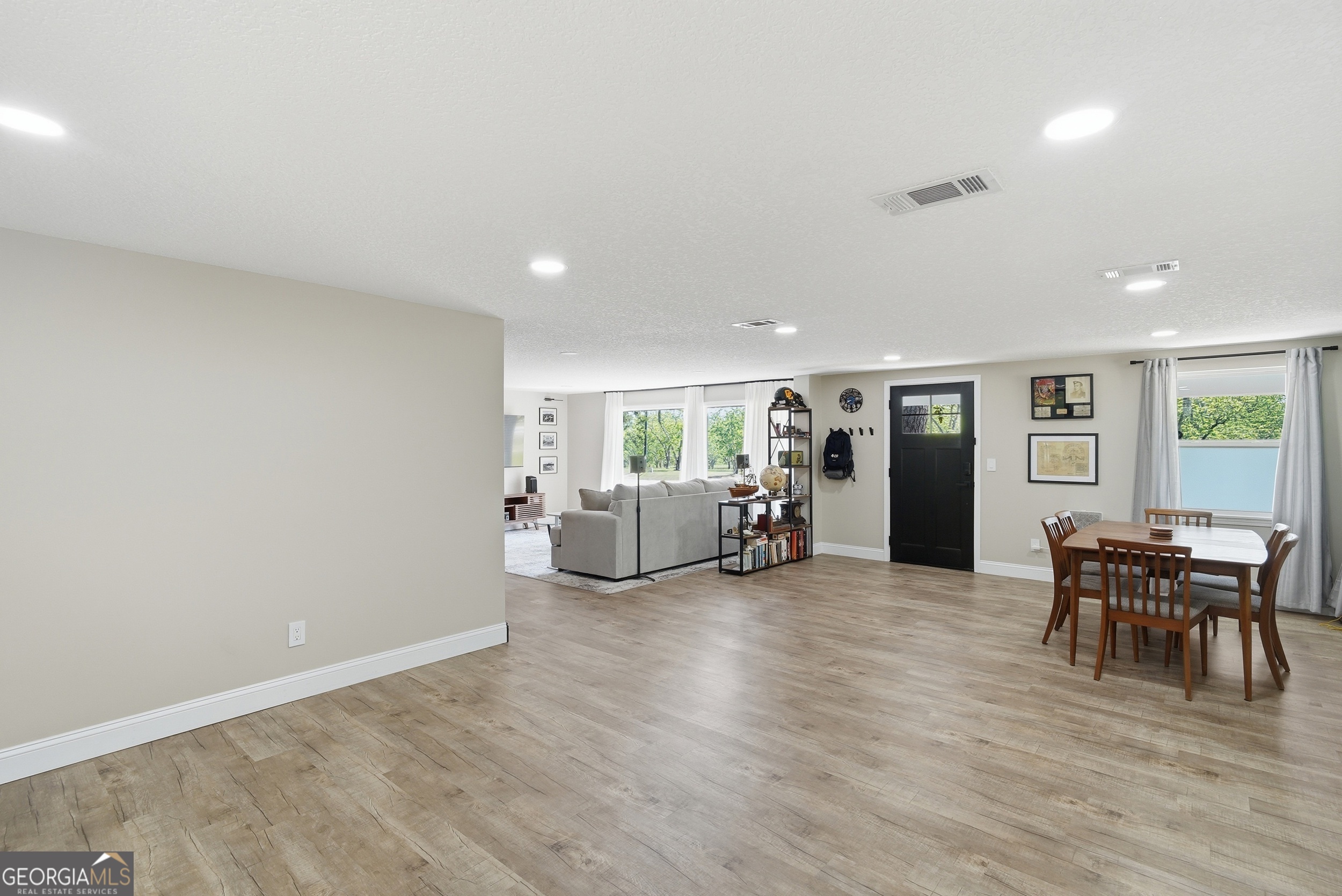 2448 Ware Street Property Photo 10
