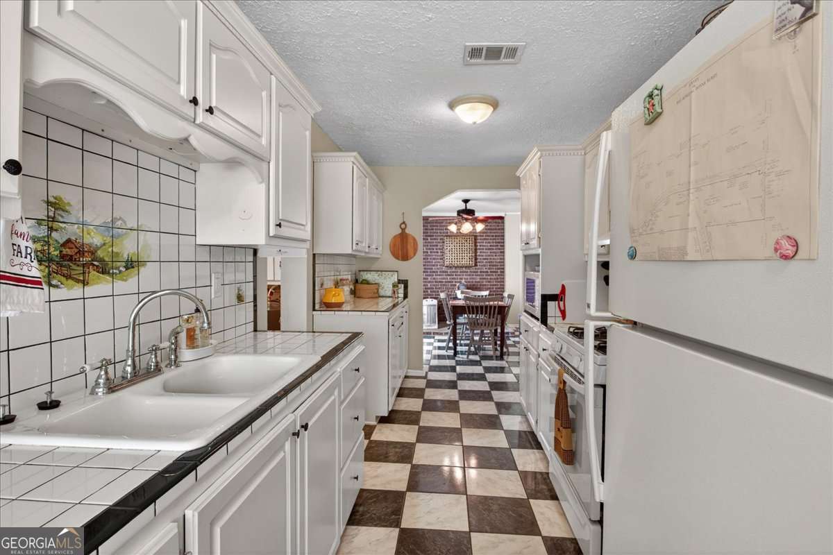 7433 Nicklesville Road Ne Property Photo 18