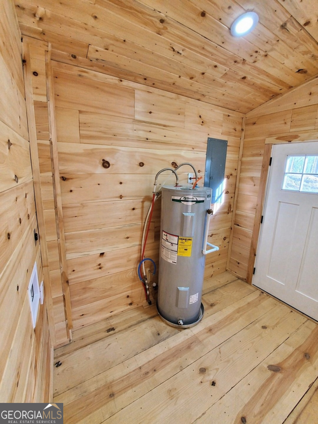 282 Armor Way N Property Photo 16
