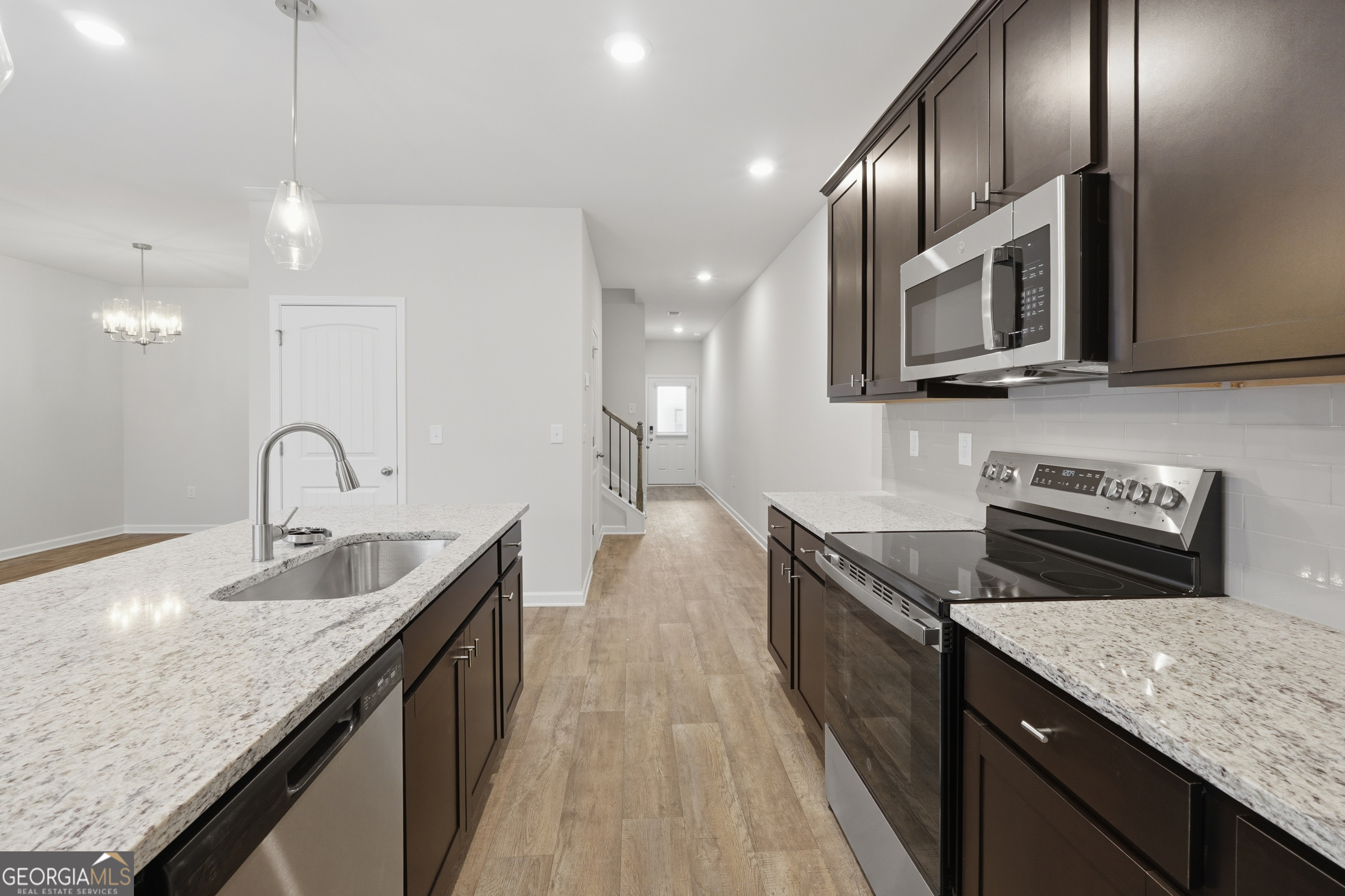 3220 Winding Waters Way Property Photo 6
