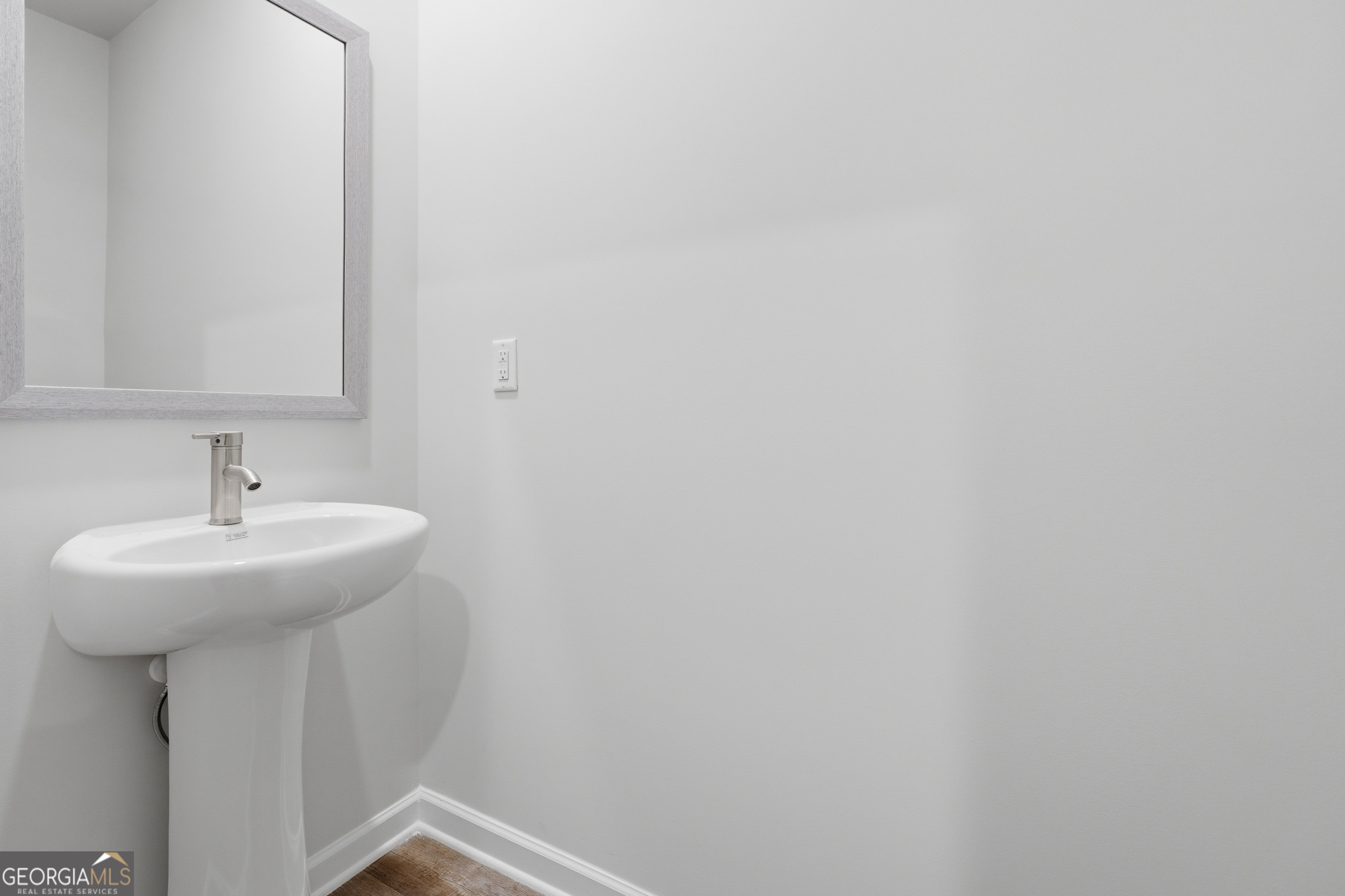 3220 Winding Waters Way Property Photo 11