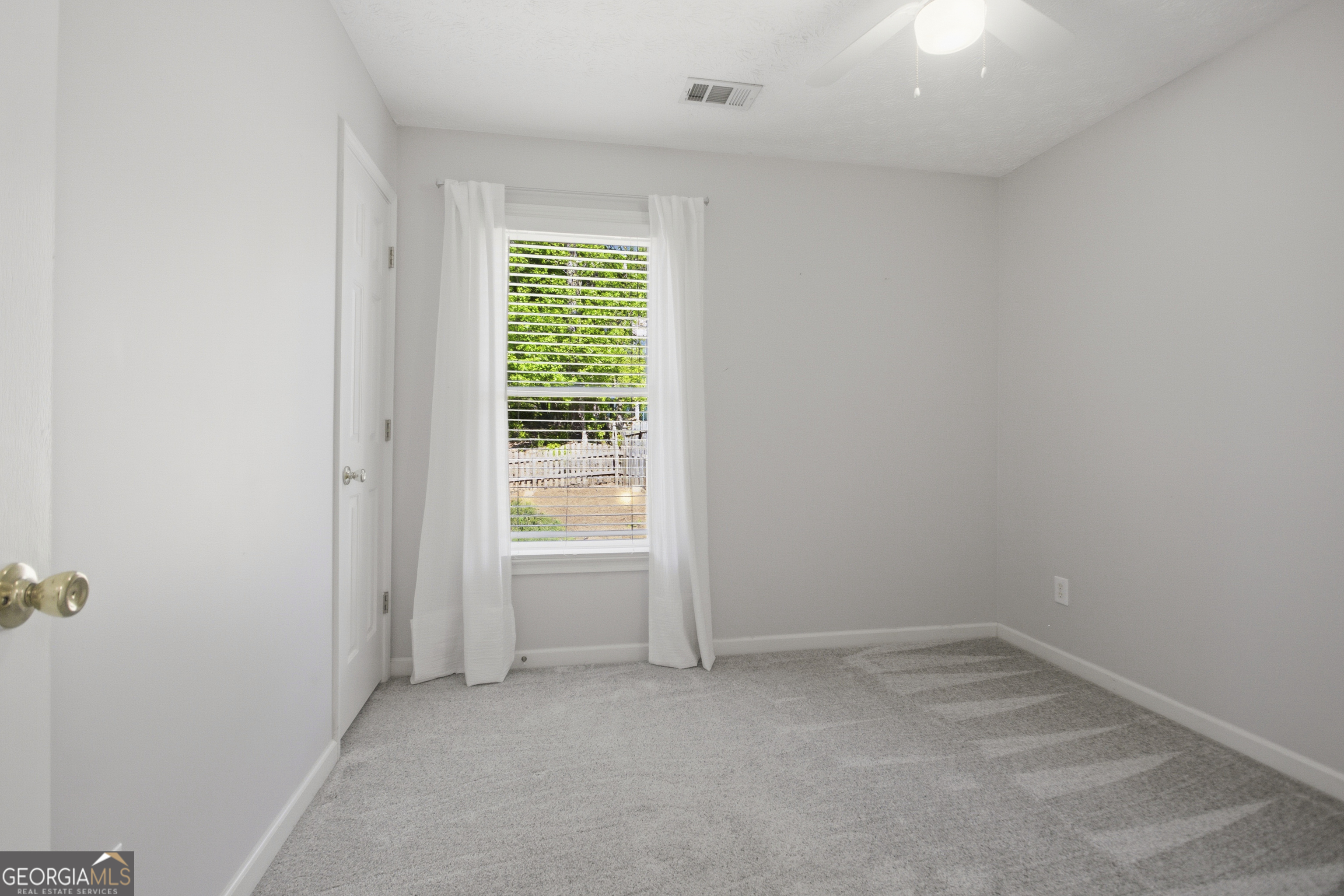 668 Sweetfern Lane Property Photo 23