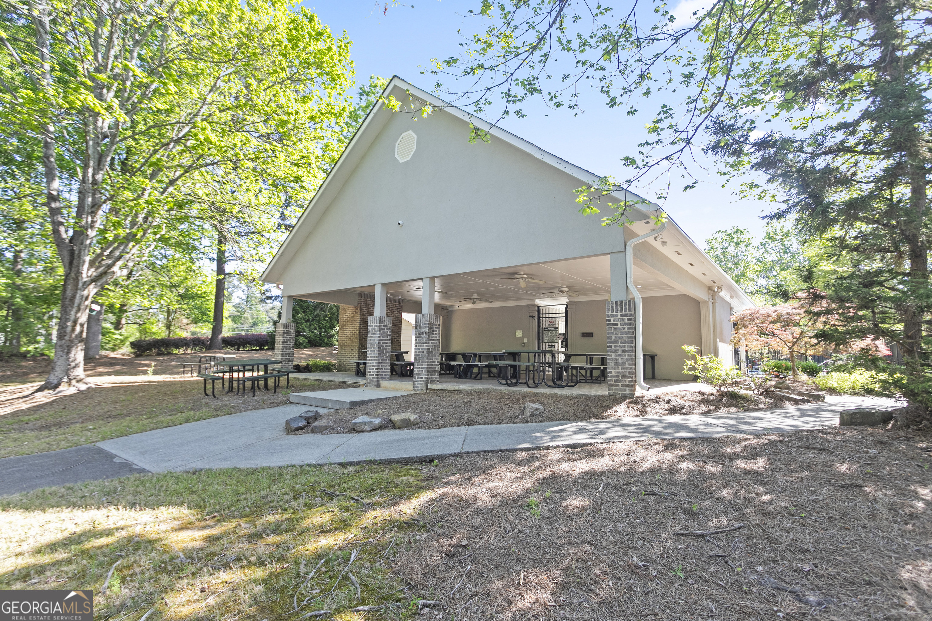 668 Sweetfern Lane Property Photo 29