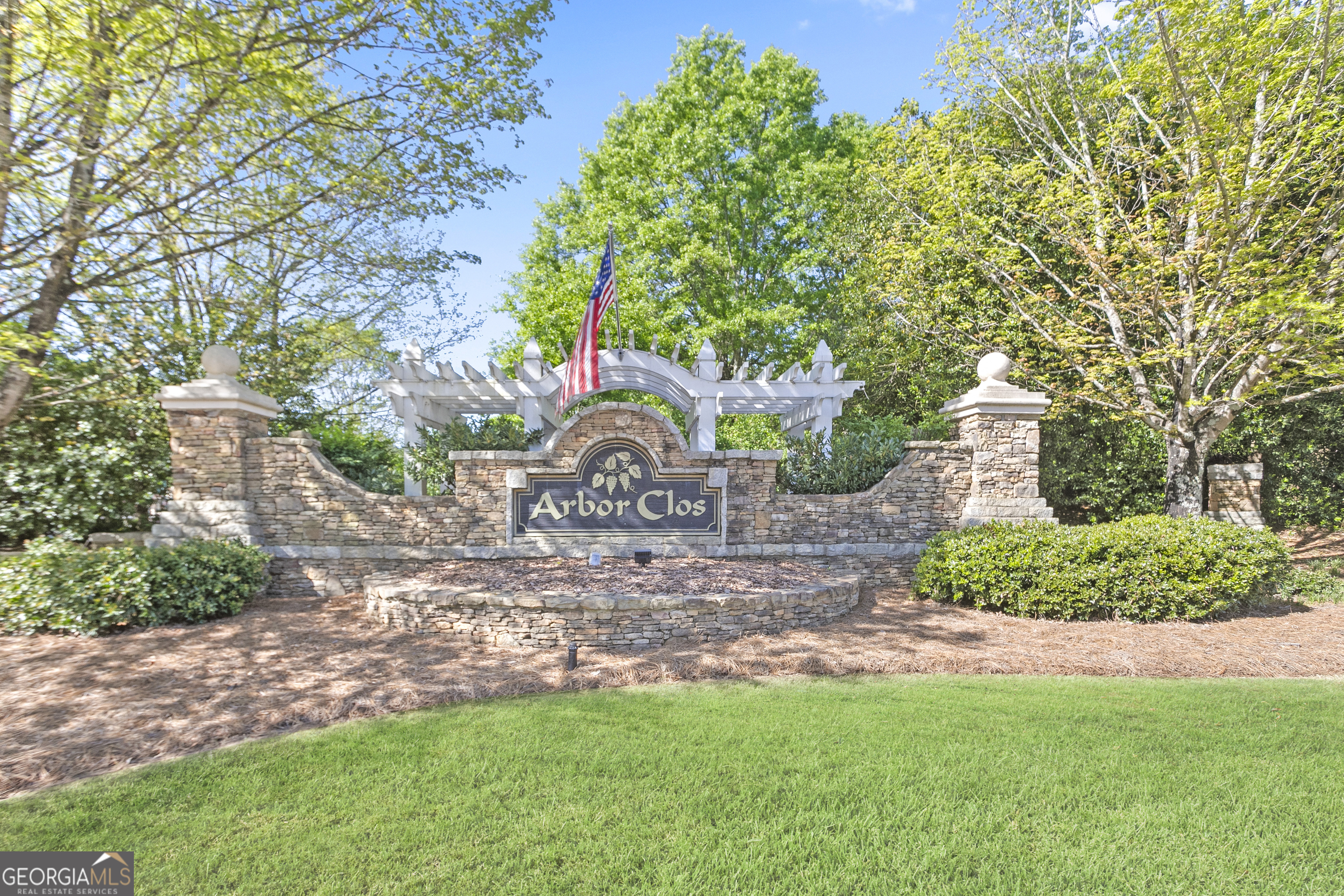 668 Sweetfern Lane Property Photo 31