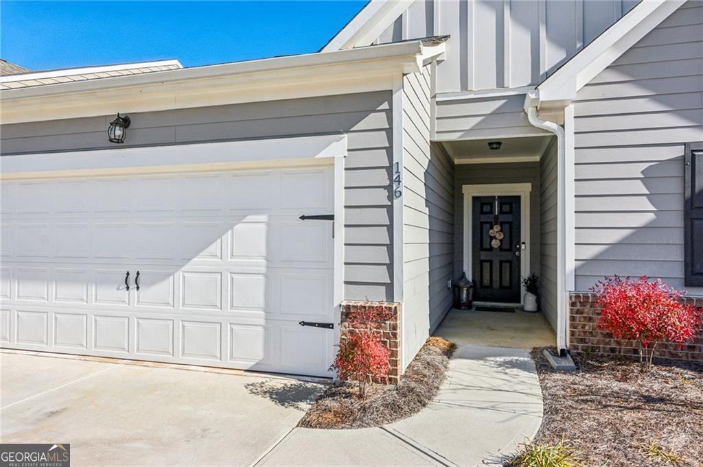 146 Knightsbridge Lane Property Photo 2