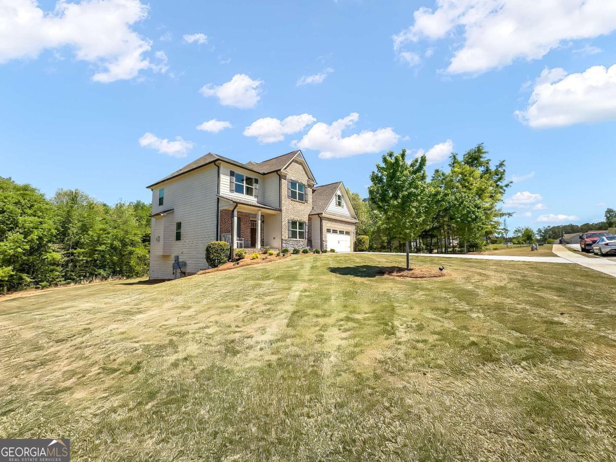 189 Bella Drive Property Photo 2