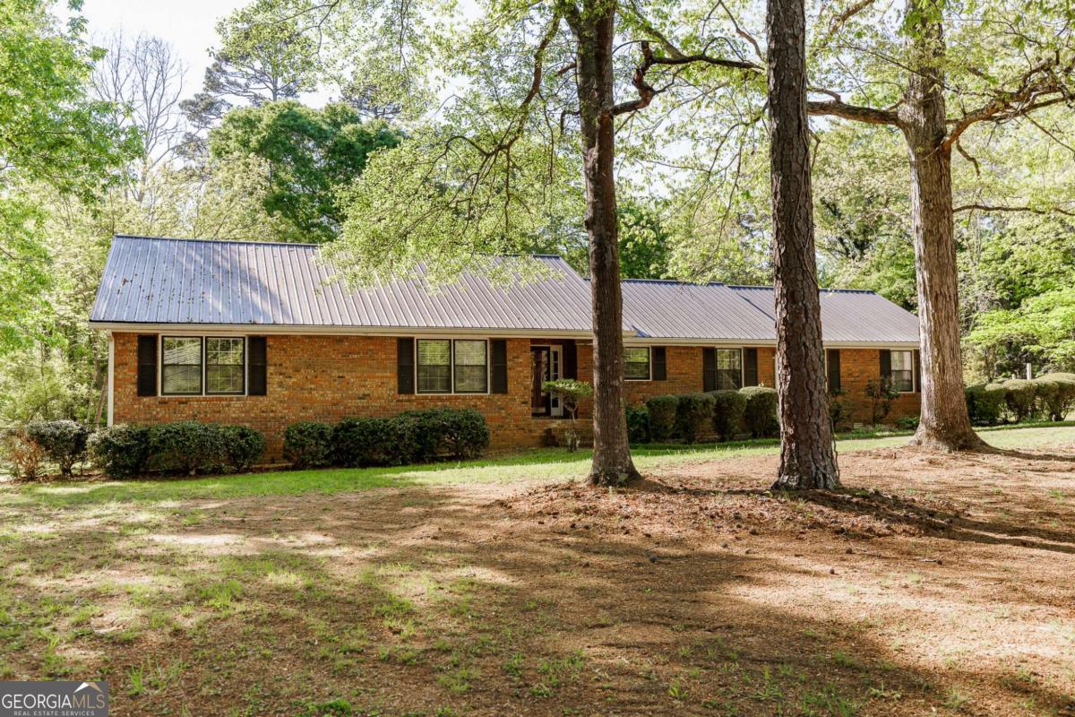 980 Morton Road Property Photo 1