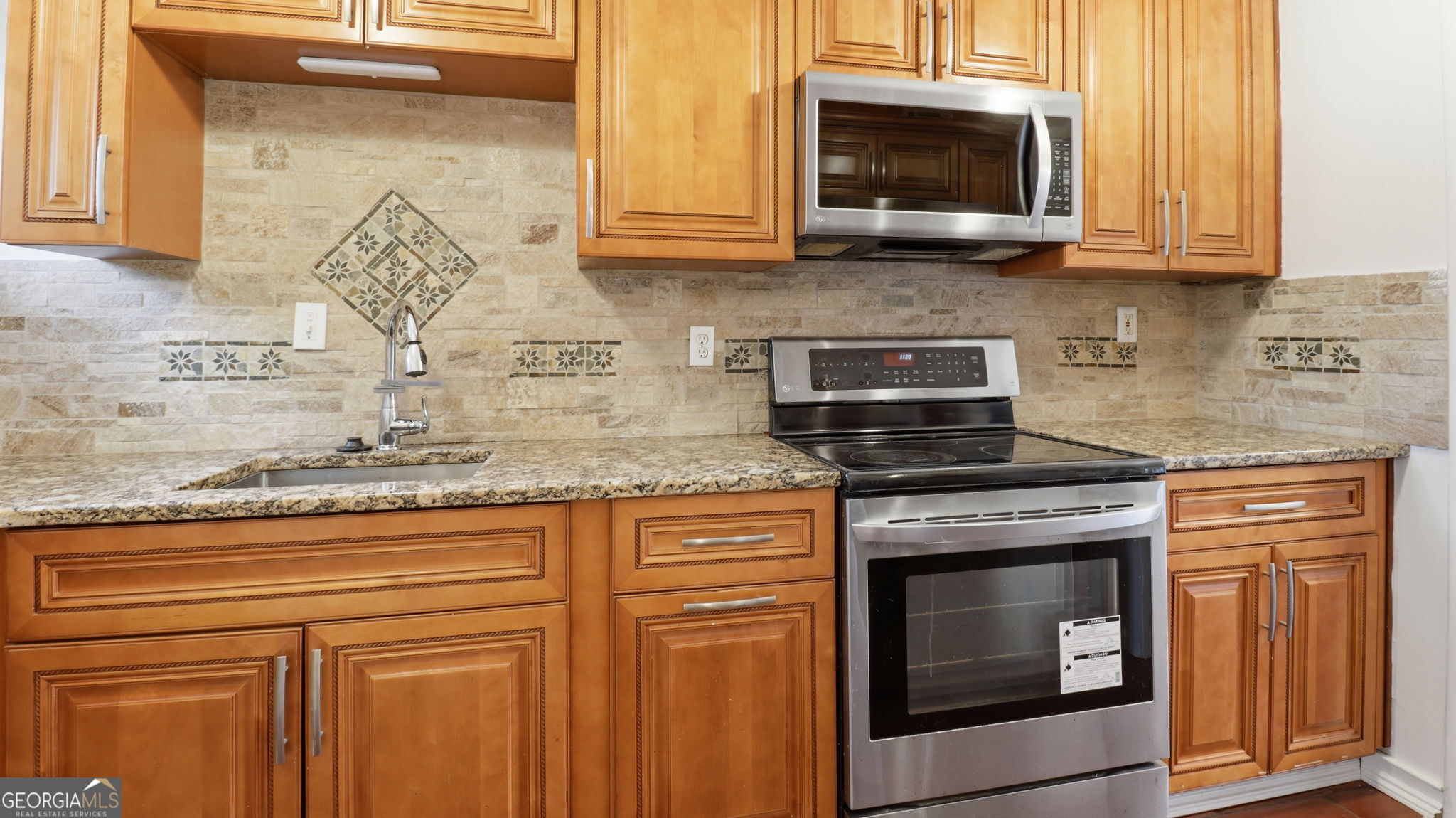 2252 Pernoshal Court Property Photo 10