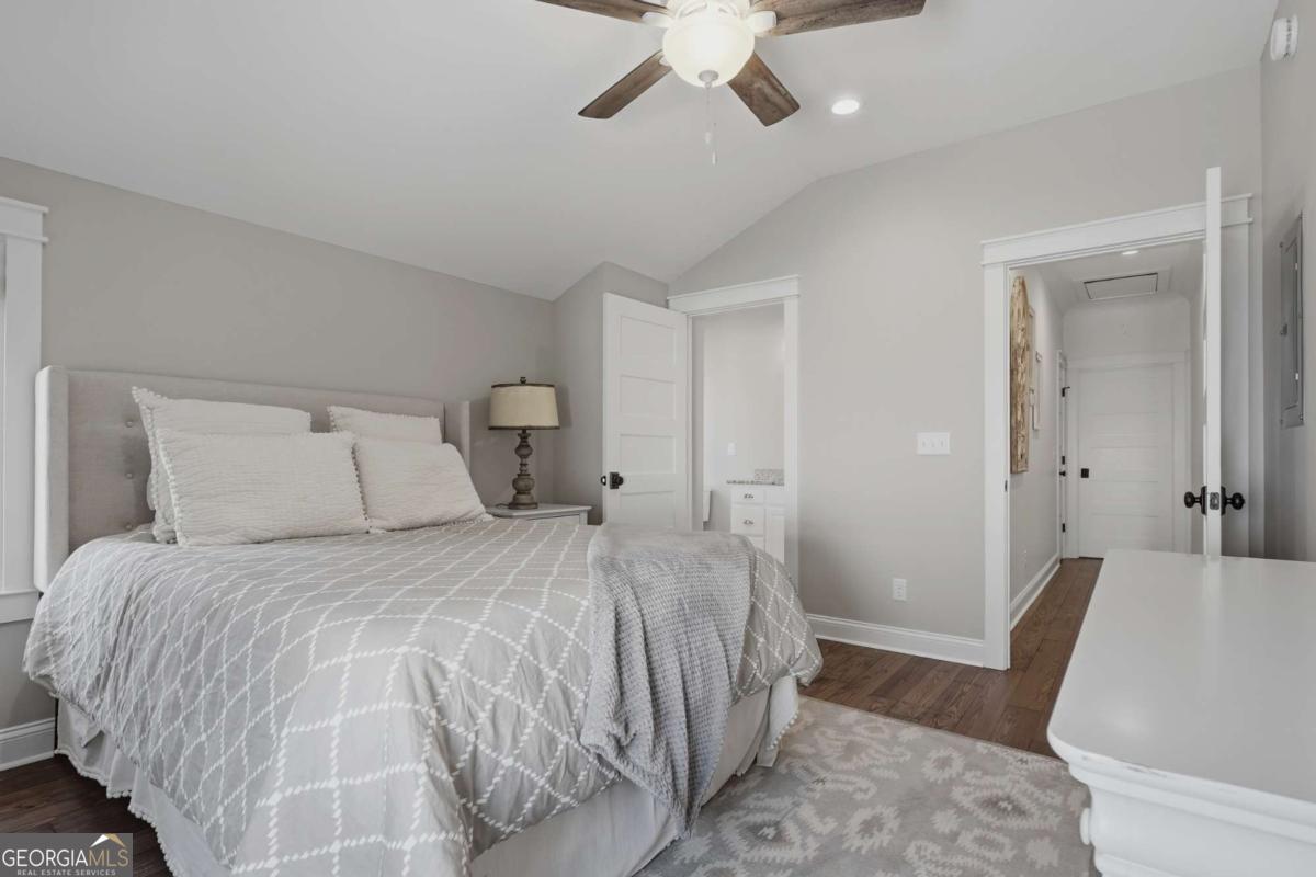 620 Lakeshore Drive Property Photo 54