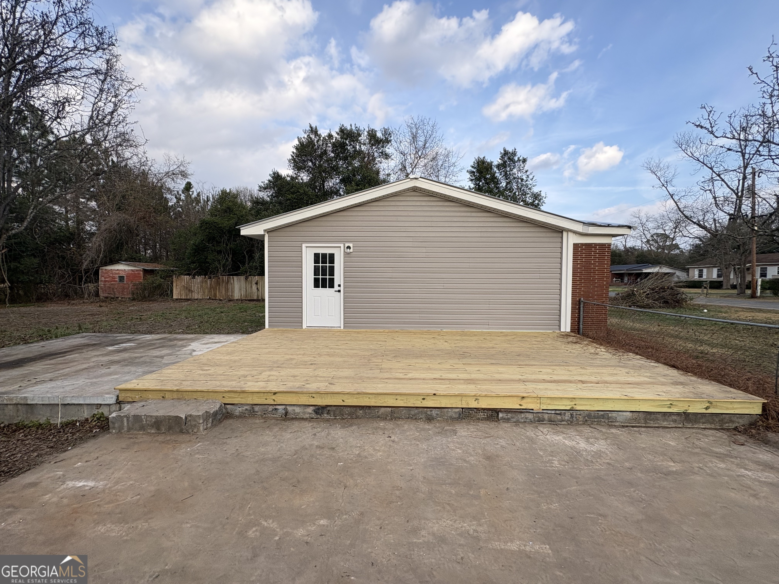 118 Edmondson Circle Property Photo 2