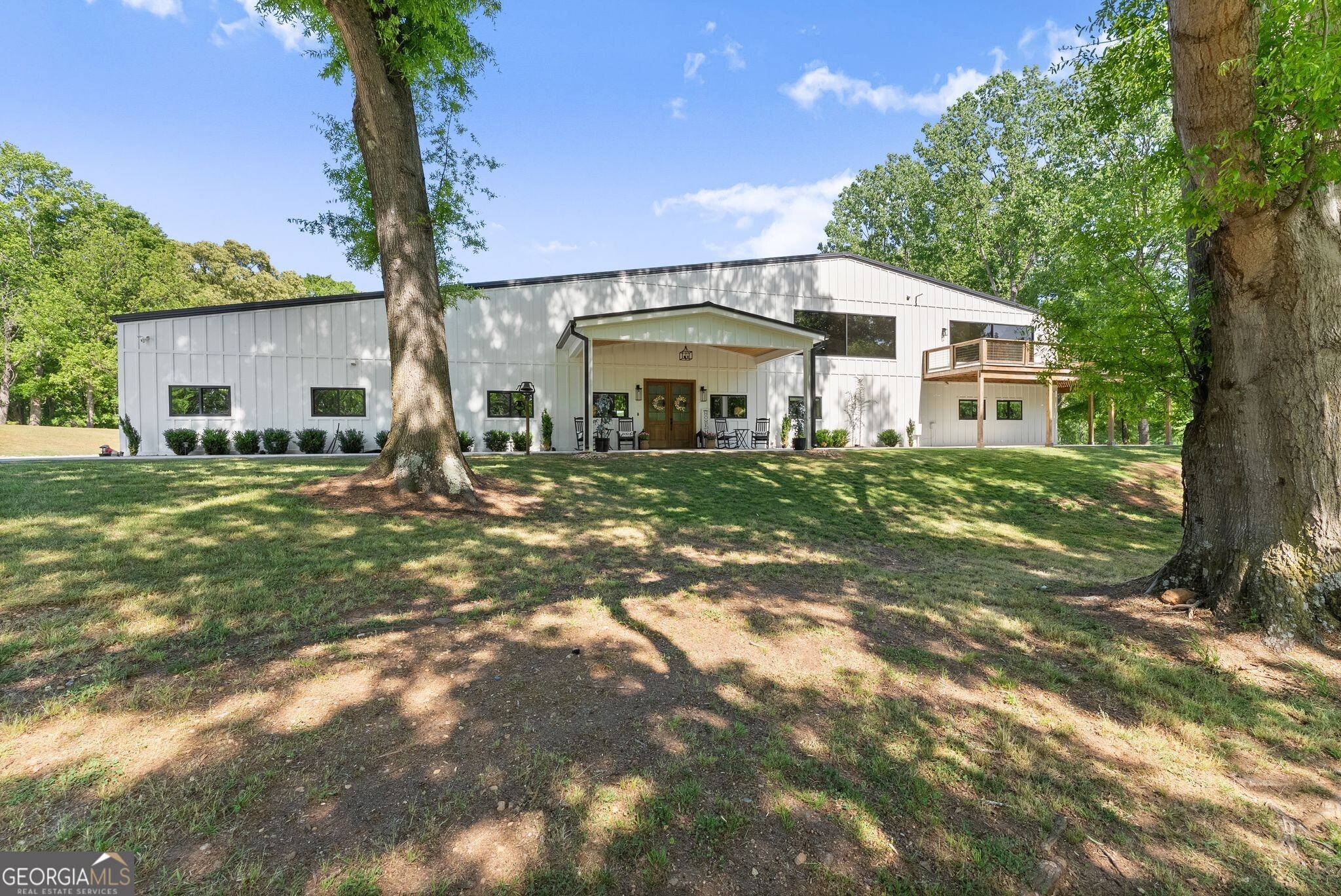 951 Canter Way Property Photo 2