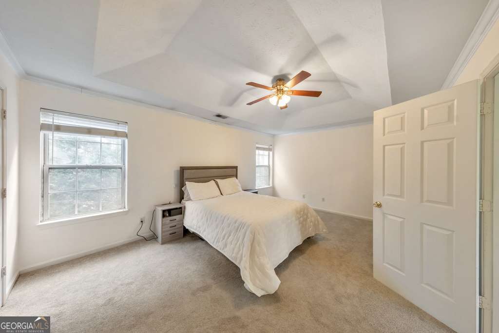 2057 Pinnacle Pointe Drive Property Photo 13