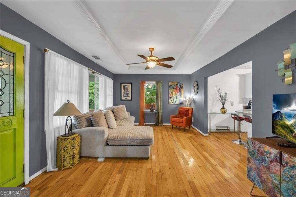 276 Logan Street Property Photo 8