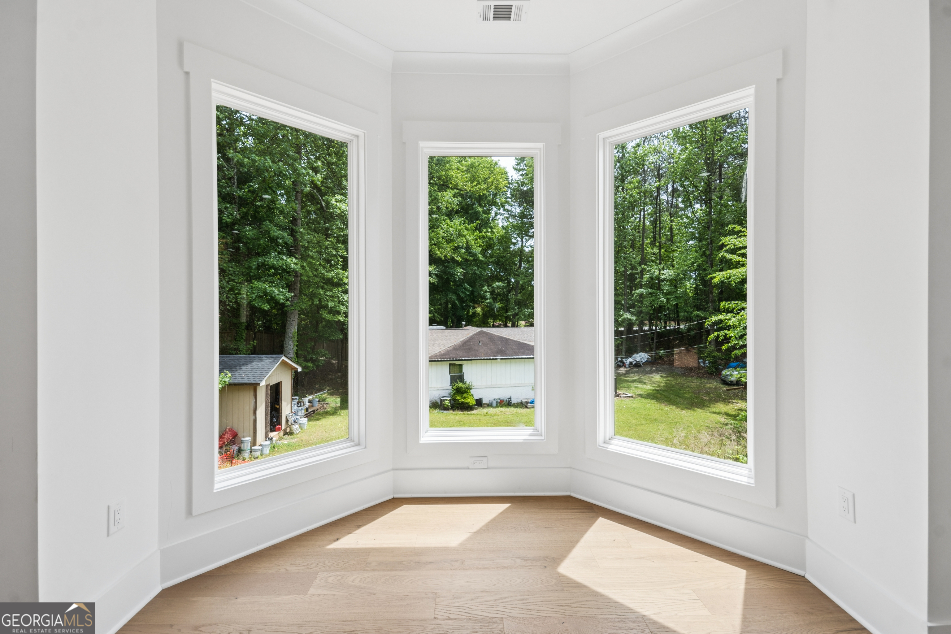 10745 Waters Road Property Photo 20