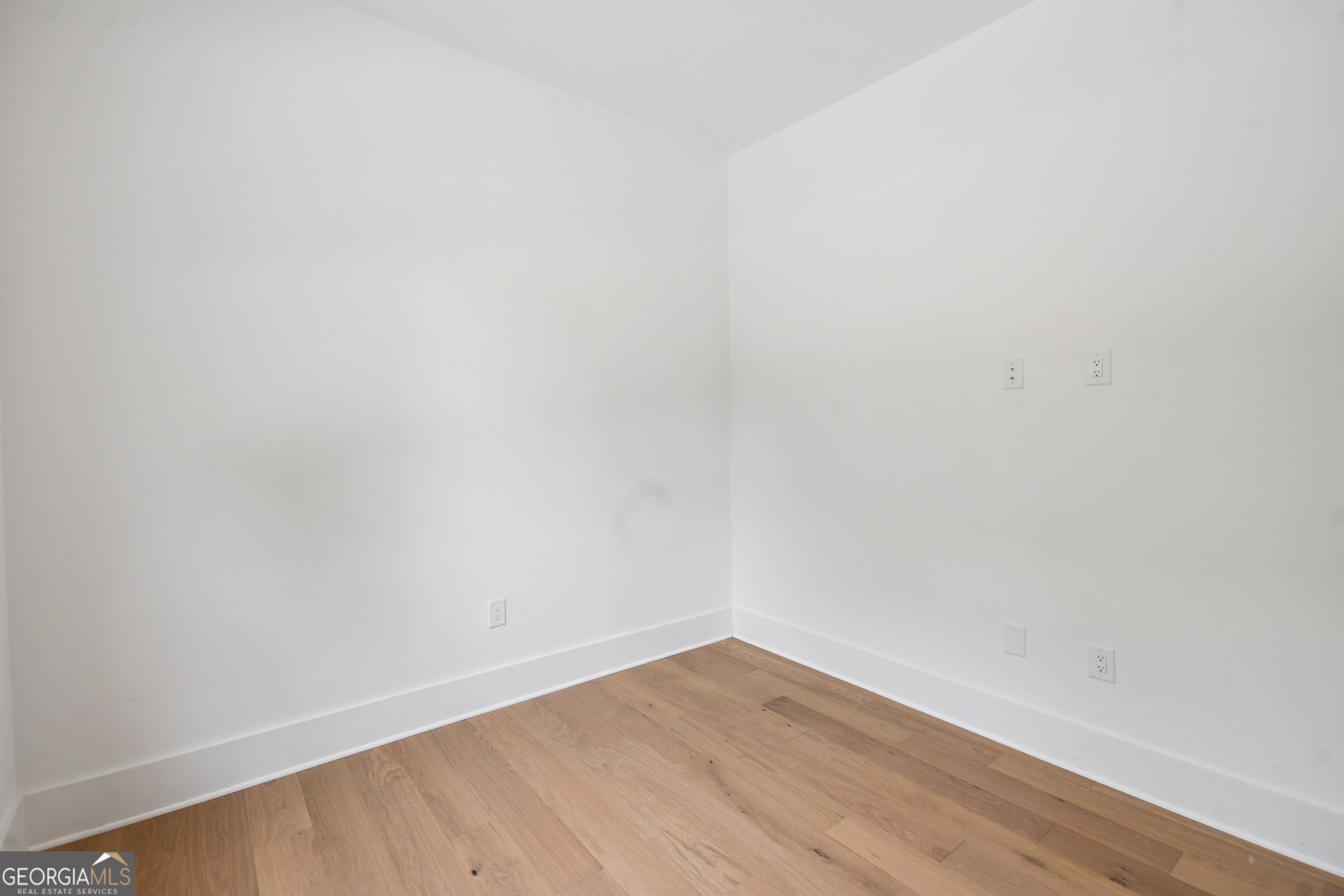 10745 Waters Road Property Photo 22