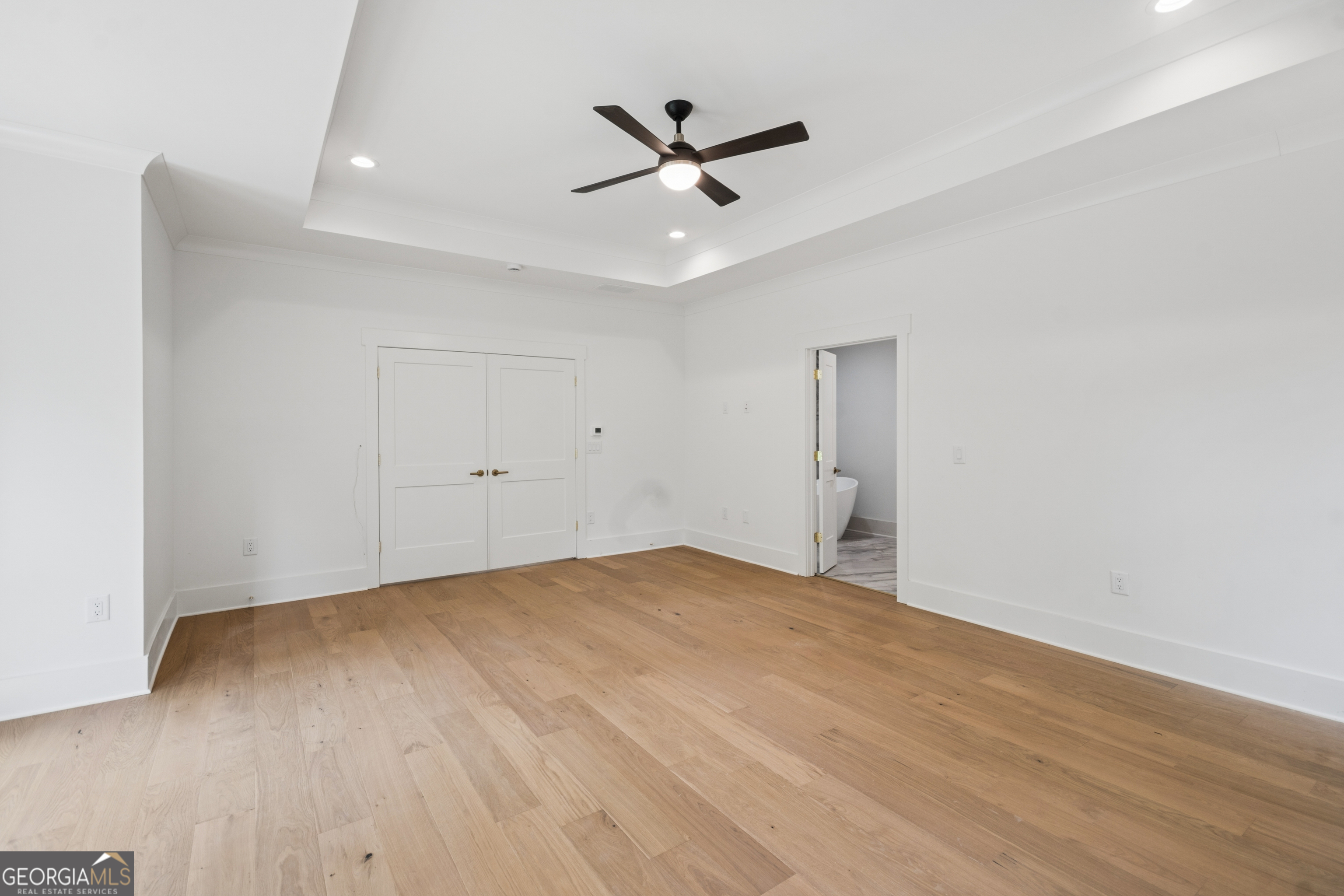 10745 Waters Road Property Photo 27