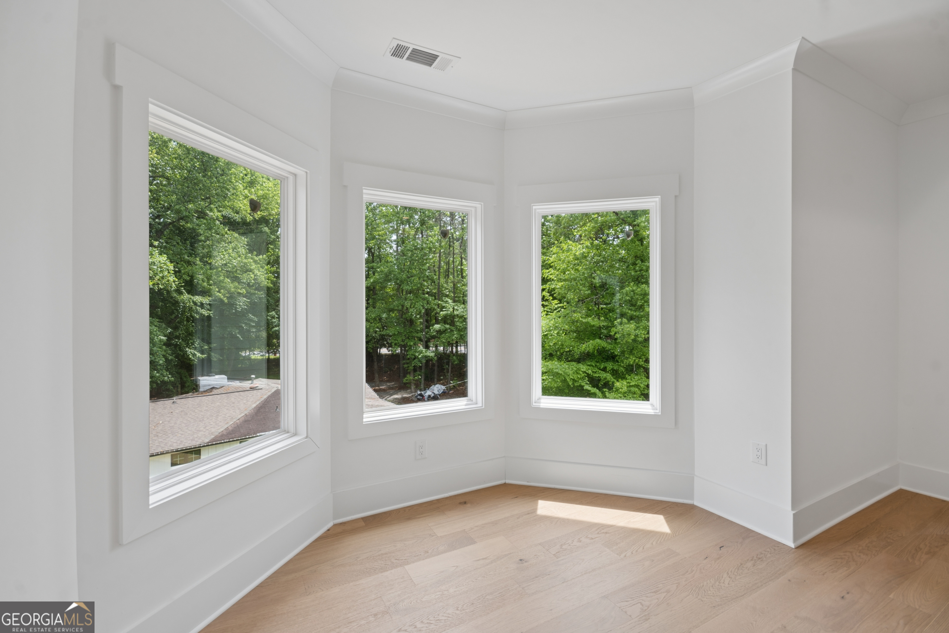 10745 Waters Road Property Photo 28
