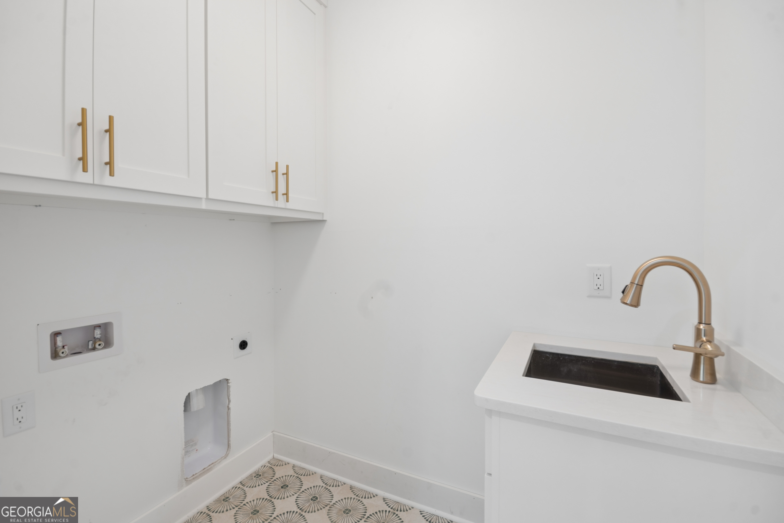 10745 Waters Road Property Photo 48