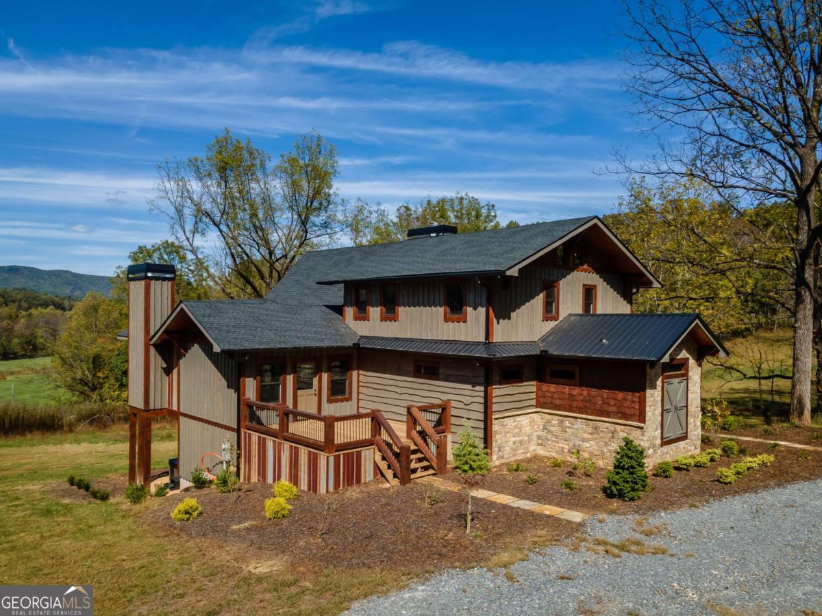 7590 Mobile Road Property Photo 1