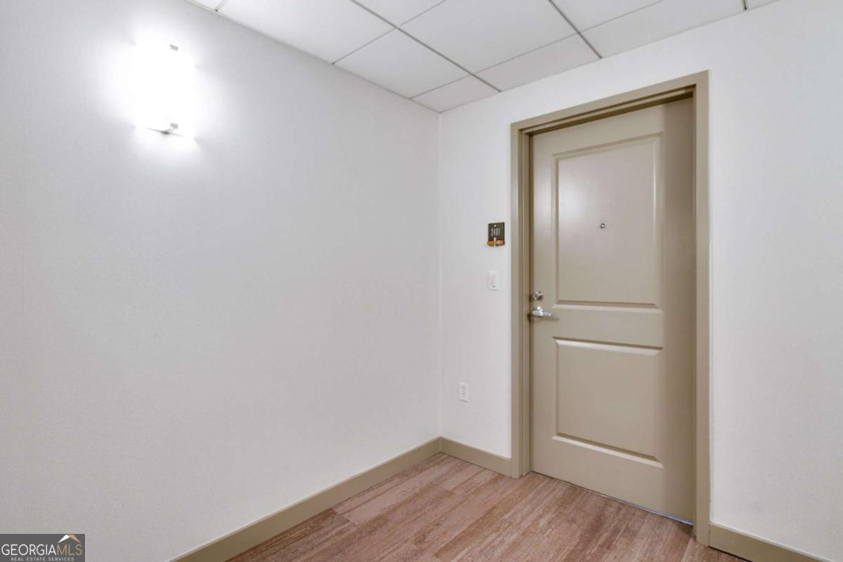 3338 Peachtree Road Ne # 2401 Property Photo 4