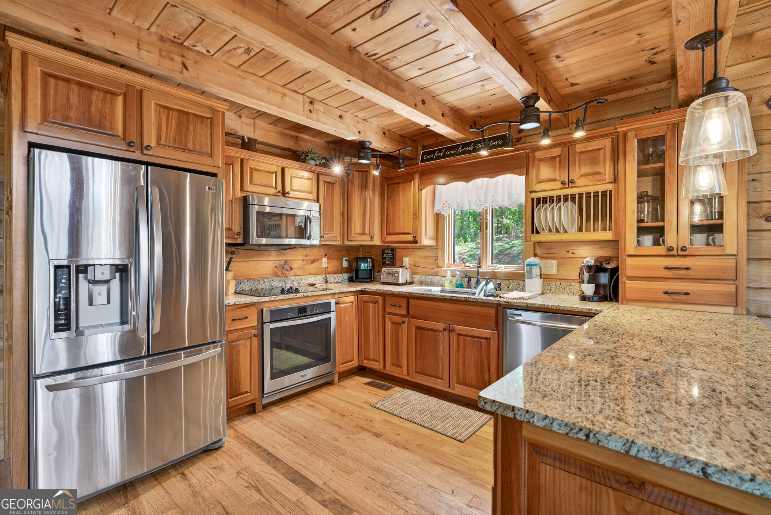 385 Shields Road Property Photo 11