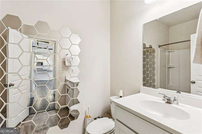 402 Timberleaf Road Property Photo 15