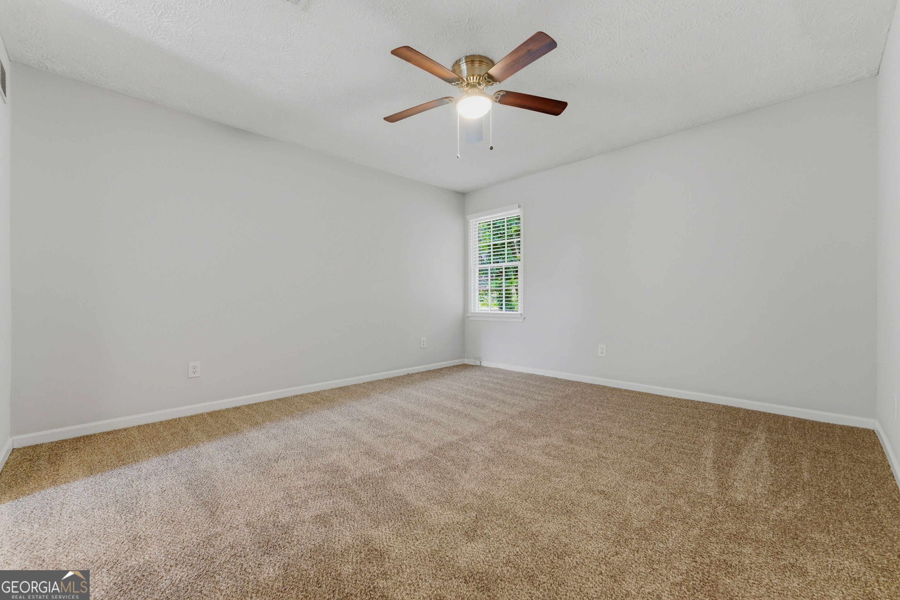 2568 N Arbor Trail Property Photo 14