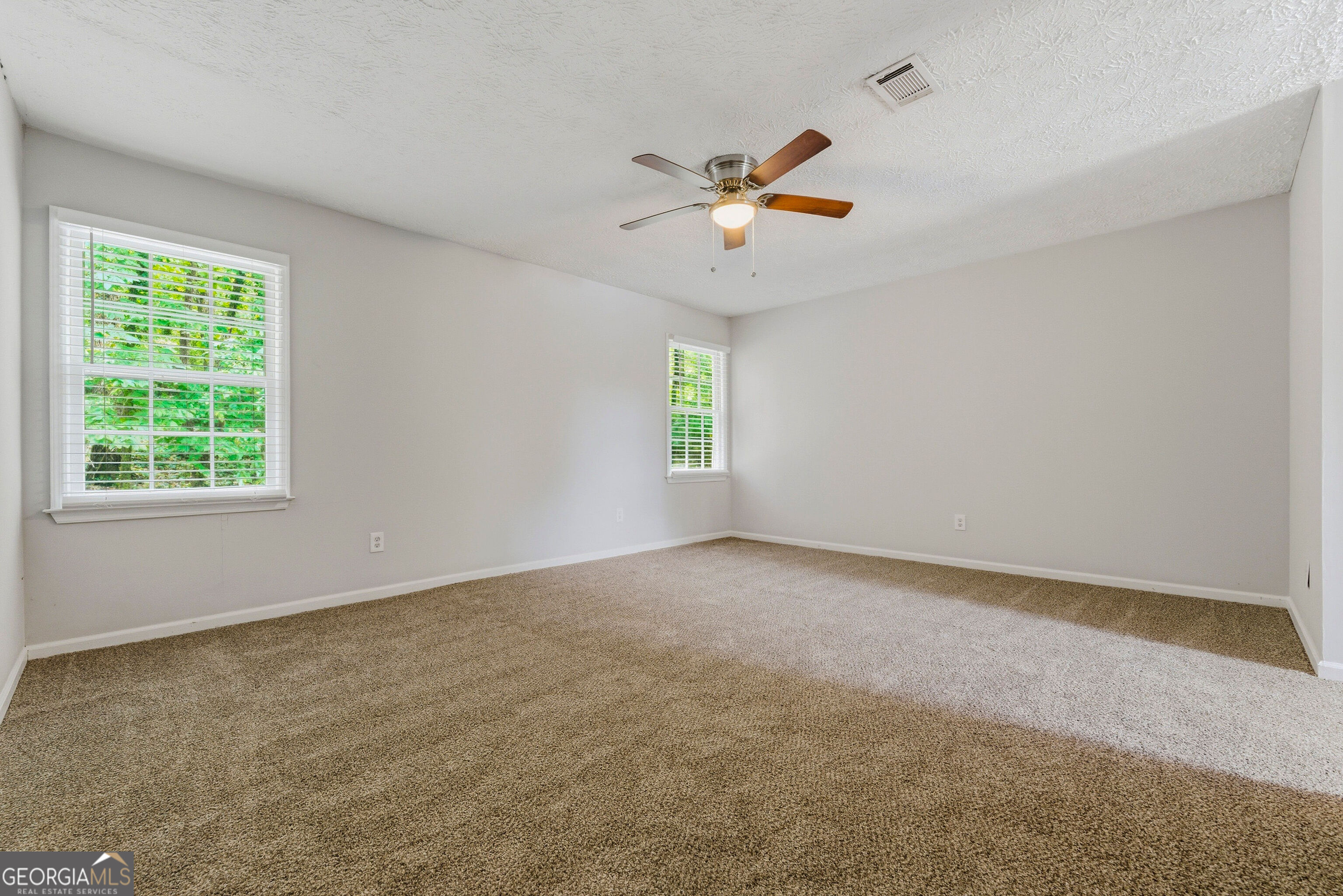 2568 N Arbor Trail Property Photo 17