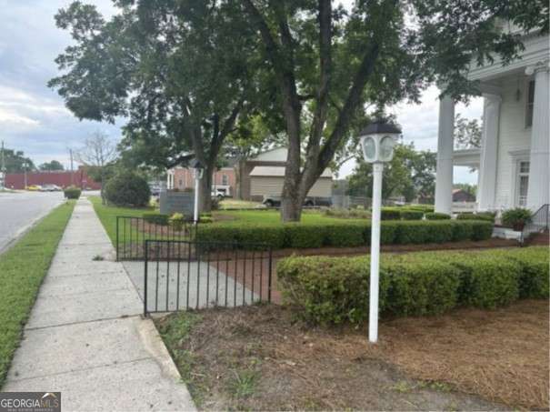 107 Singleton Avenue Property Photo 7