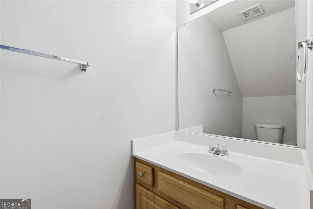 200 Riverstone Commons Circle Property Photo 14