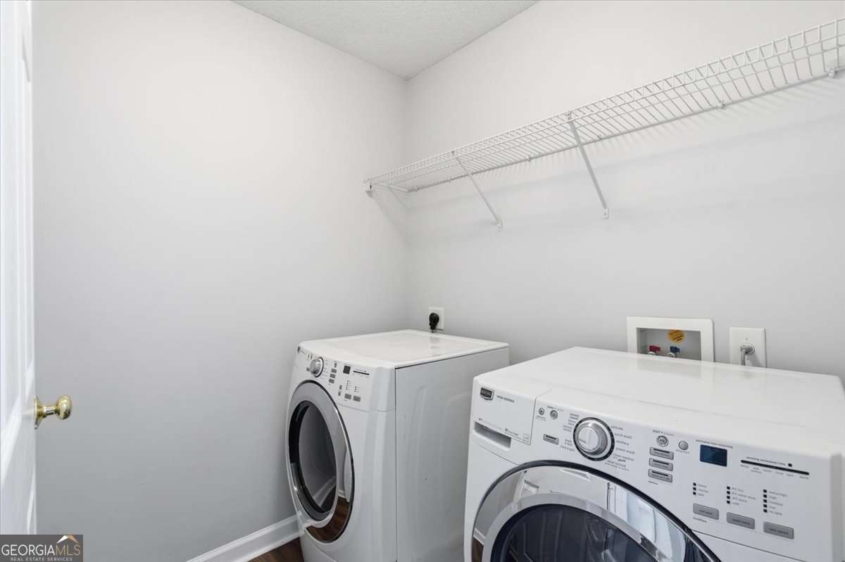 200 Riverstone Commons Circle Property Photo 19