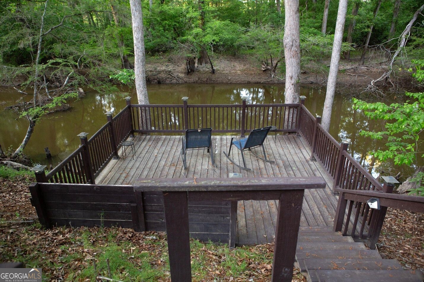 1082 River Street Property Photo 11