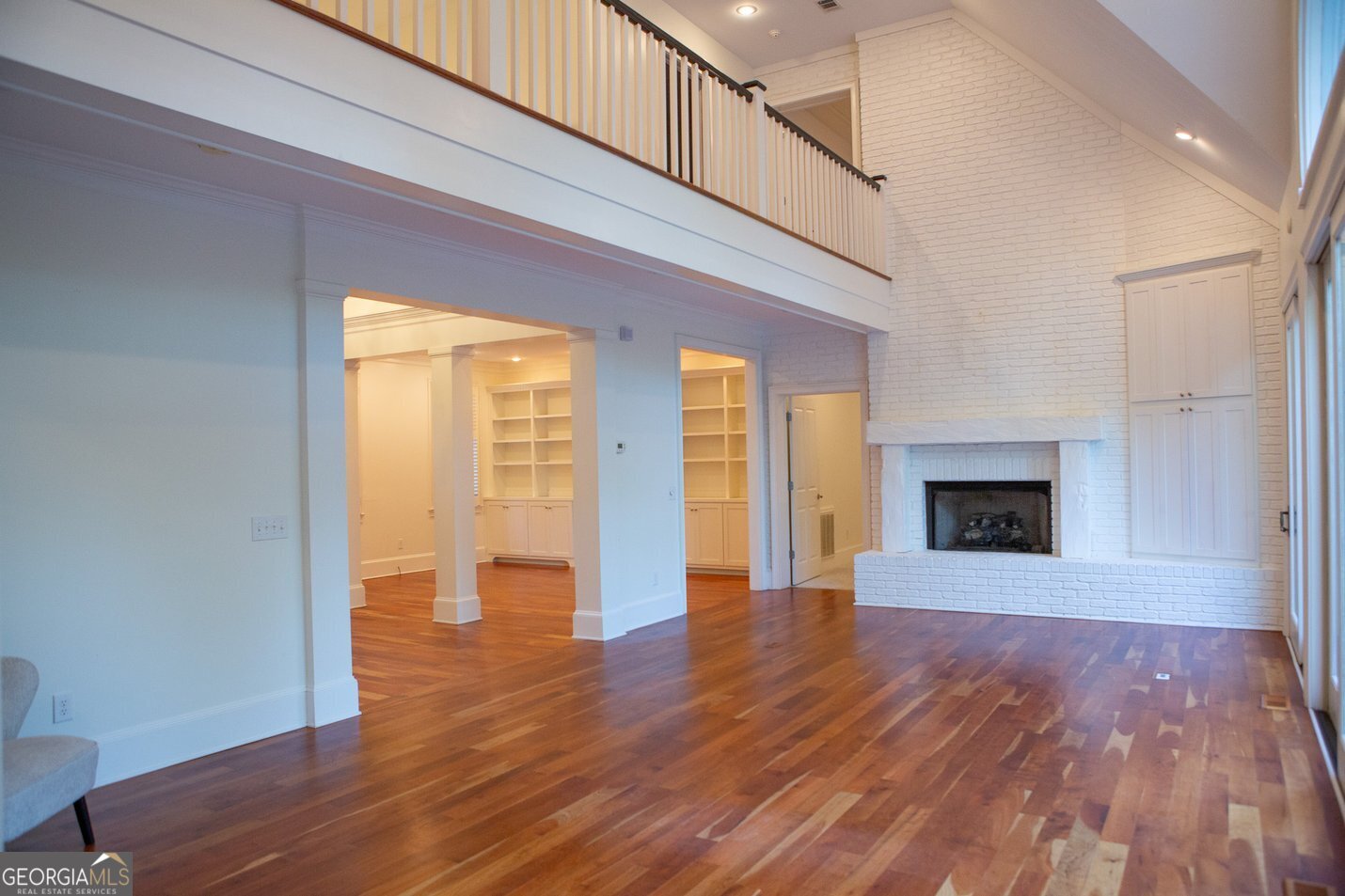 1082 River Street Property Photo 16