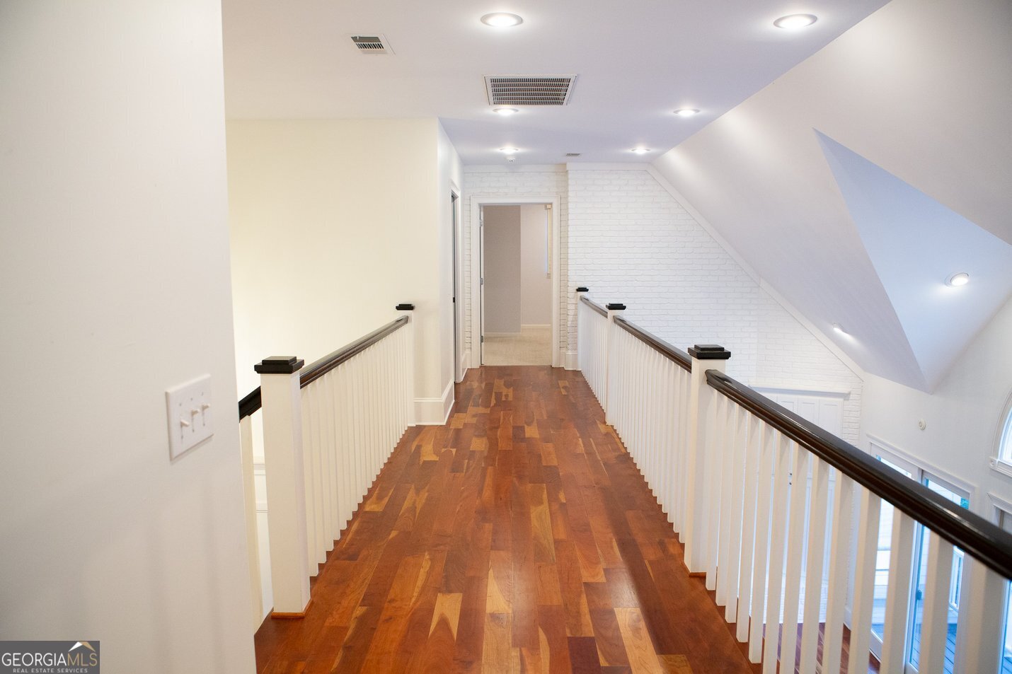 1082 River Street Property Photo 21