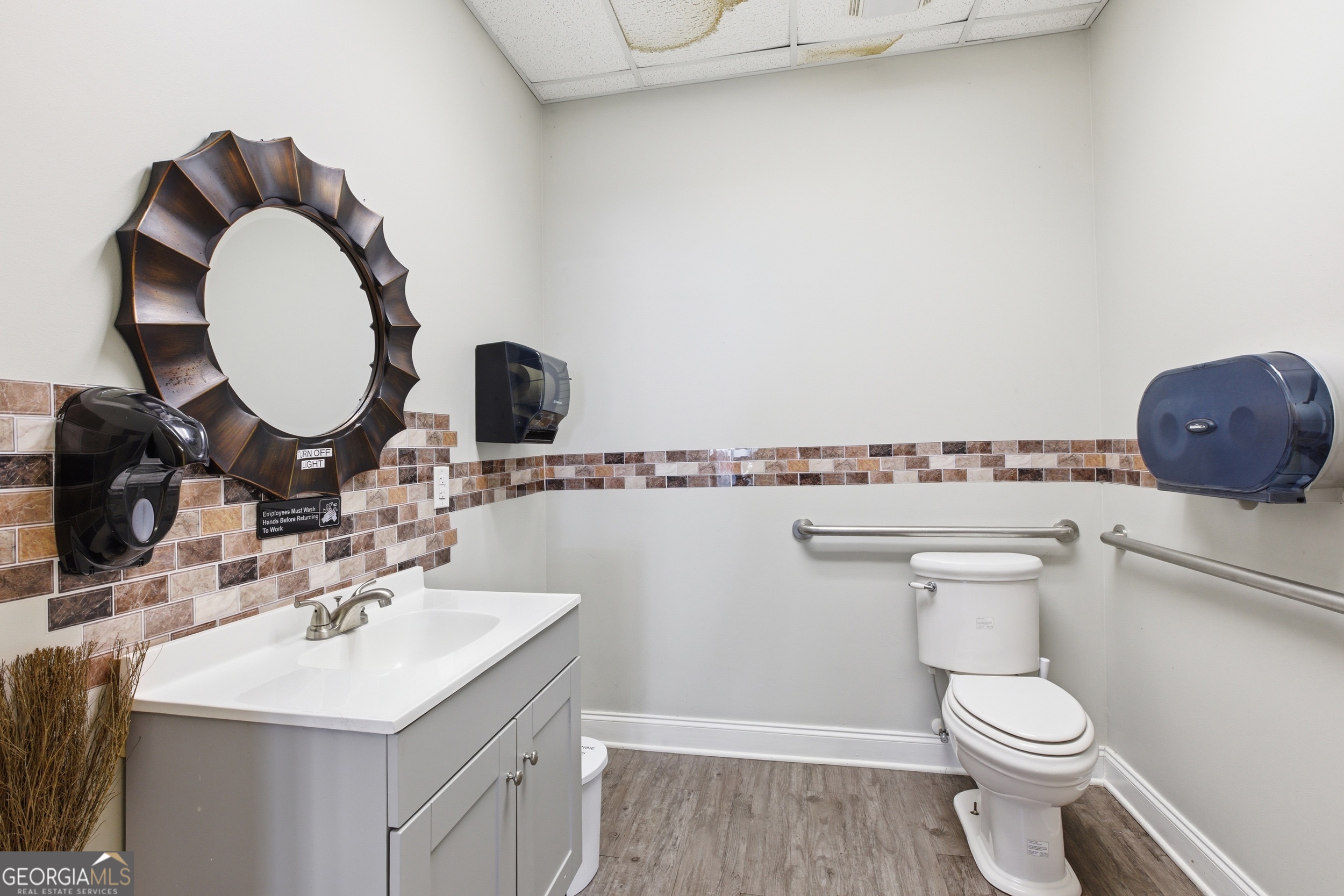 124 Clarkesville Plaza Ste B Property Photo 22