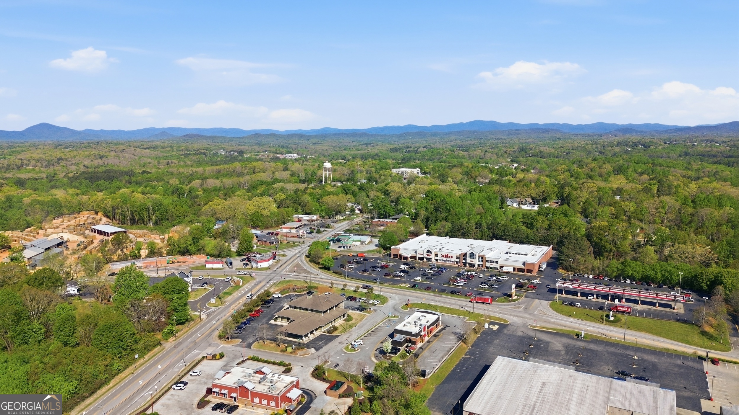 124 Clarkesville Plaza Ste B Property Photo 32