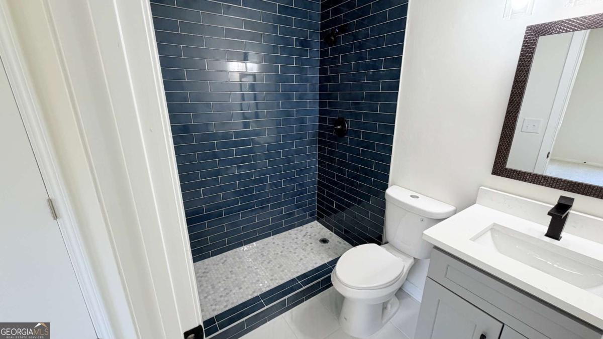 6719 Colchester Place Property Photo 17