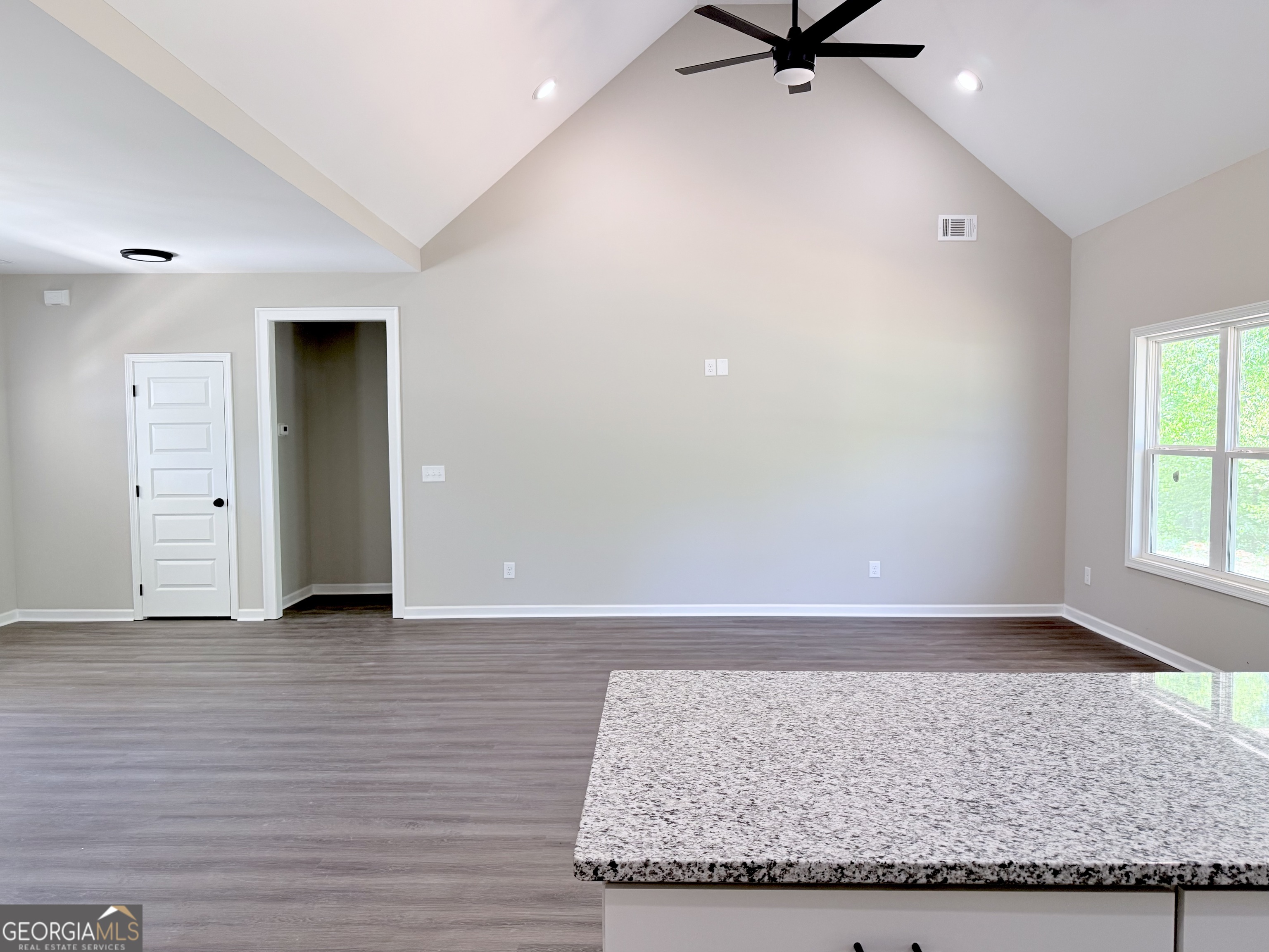 117 Mason Ridge Property Photo 5