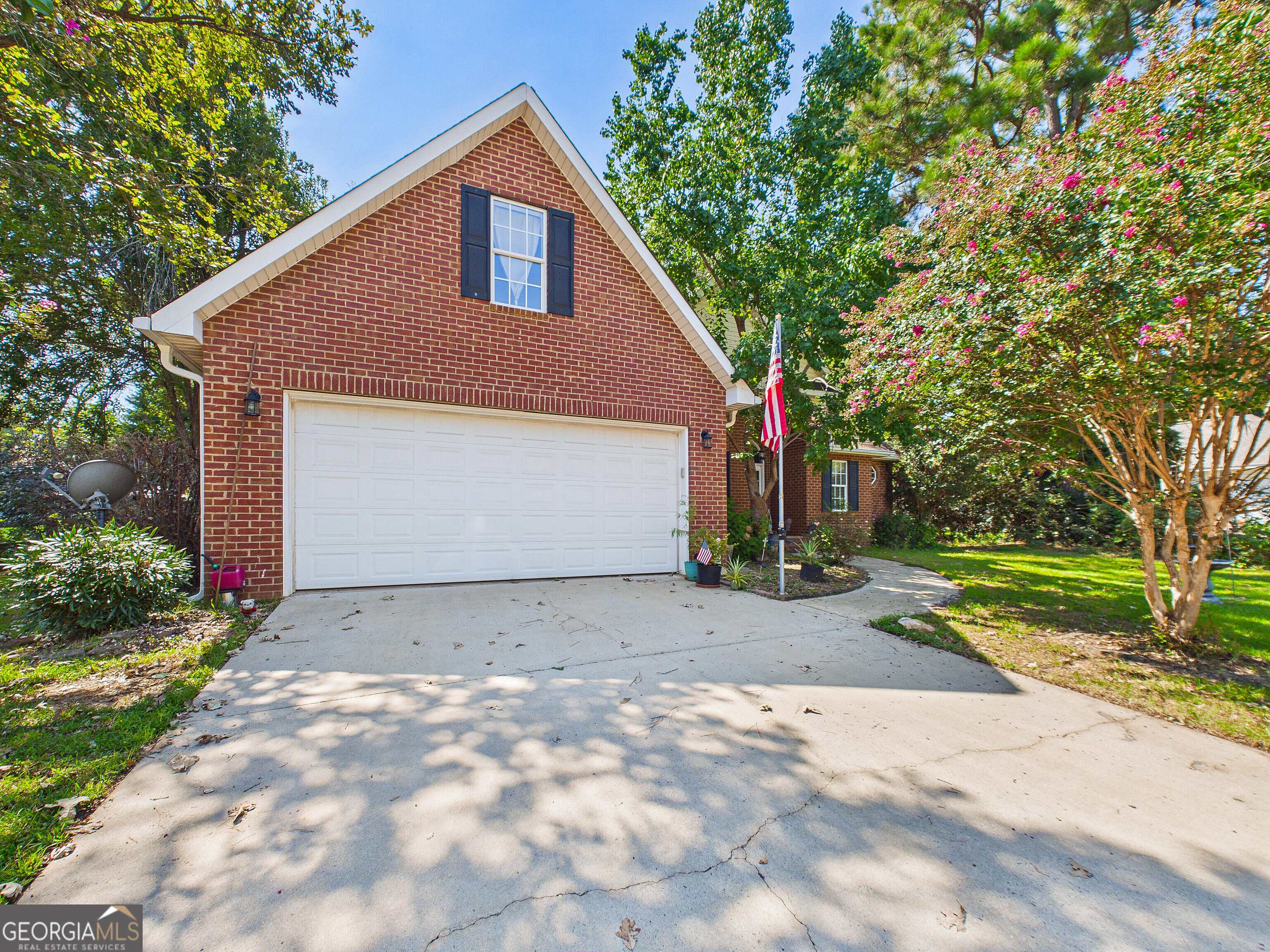 109 Quinelle Drive Property Photo 3