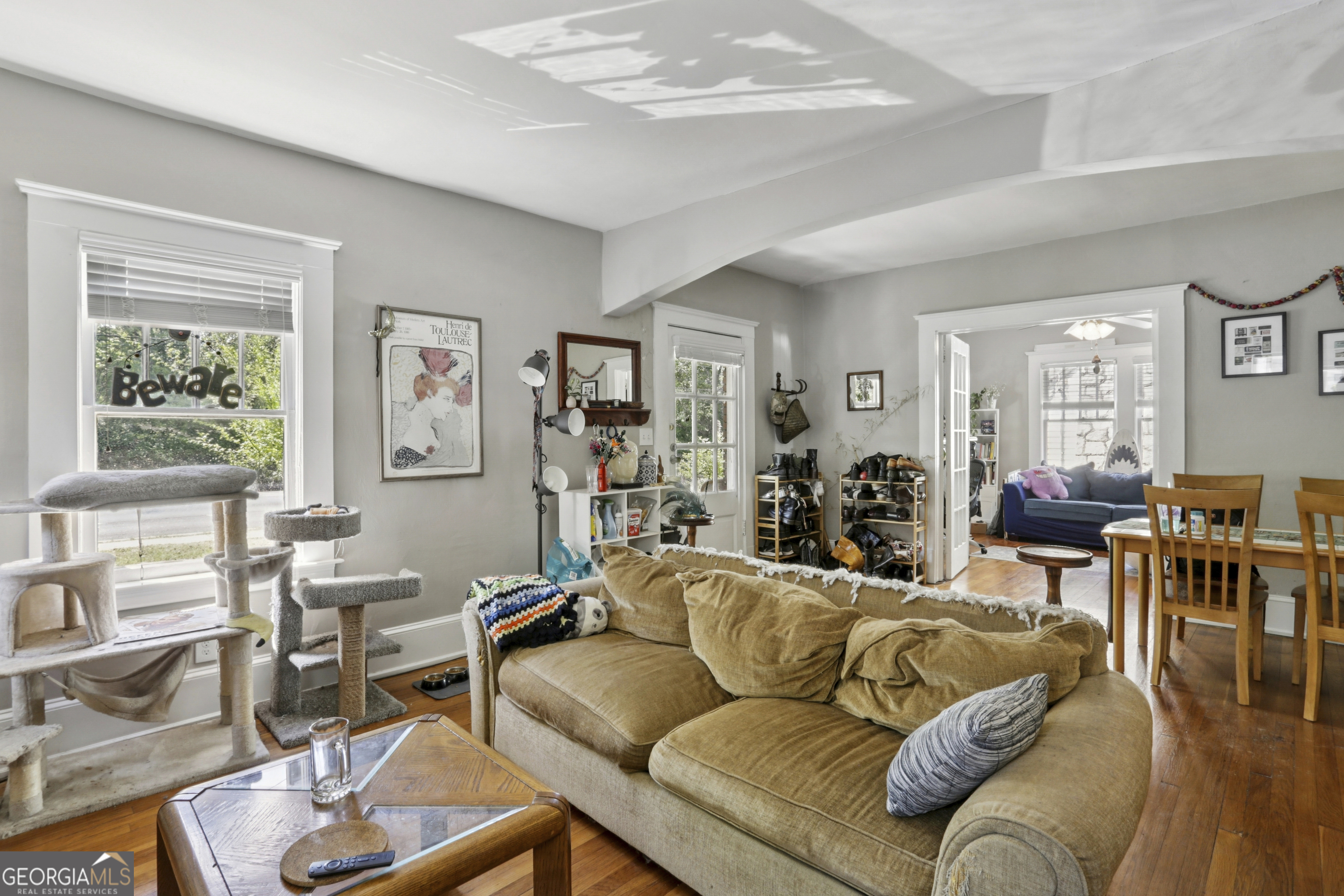 1412 Memorial Drive Se Property Photo 4