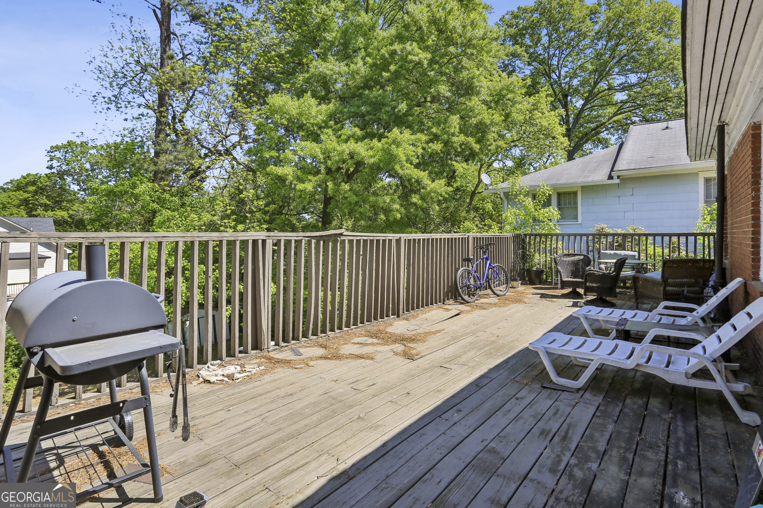 1412 Memorial Drive Se Property Photo 12