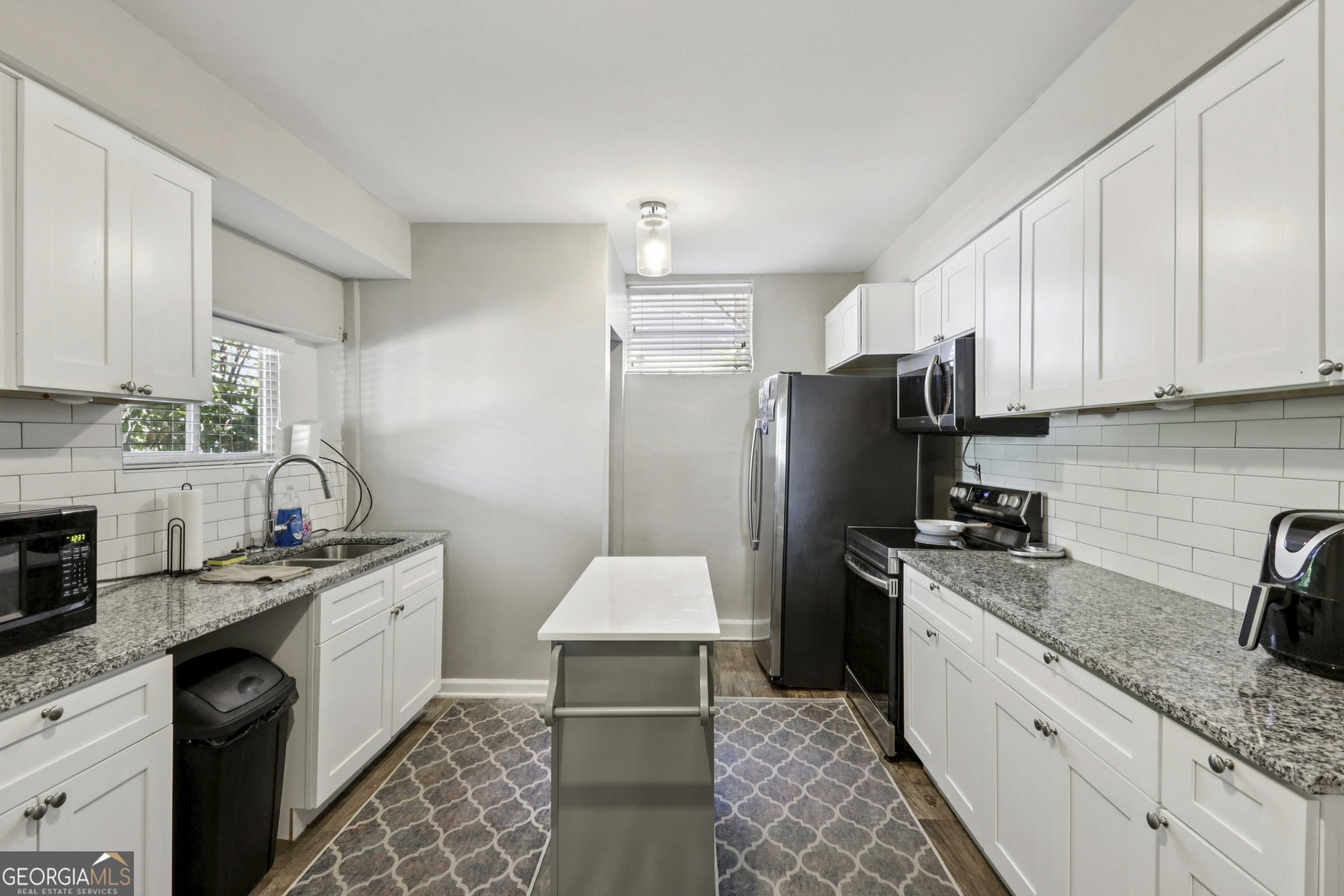 1412 Memorial Drive Se Property Photo 19