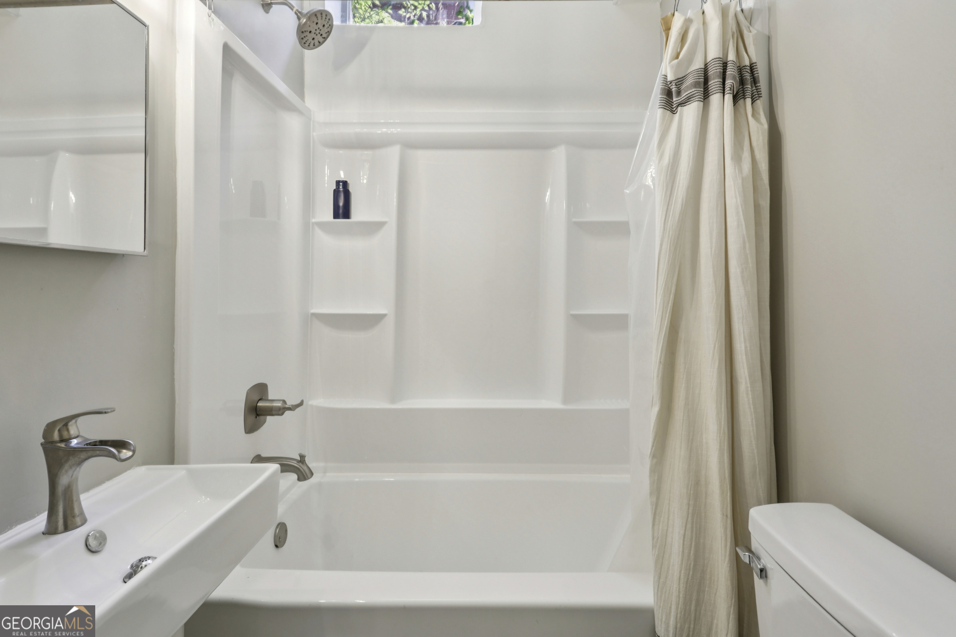 1412 Memorial Drive Se Property Photo 27