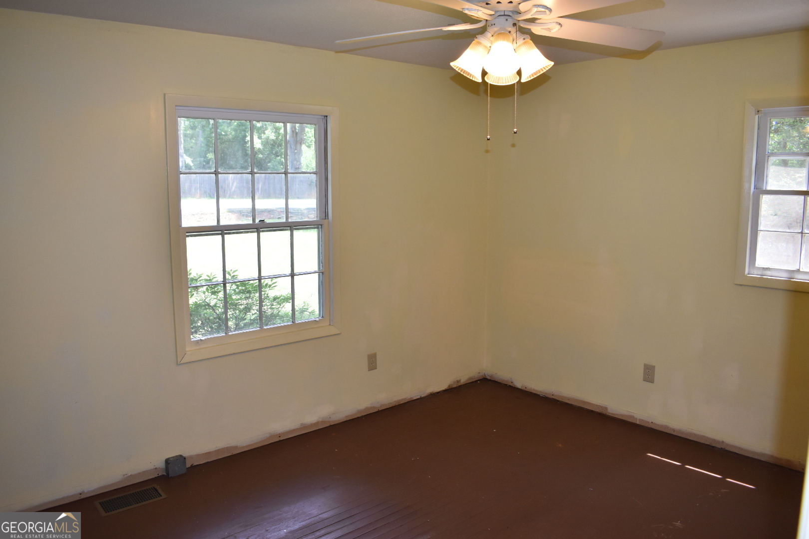 2334 Commerce Road Property Photo 8