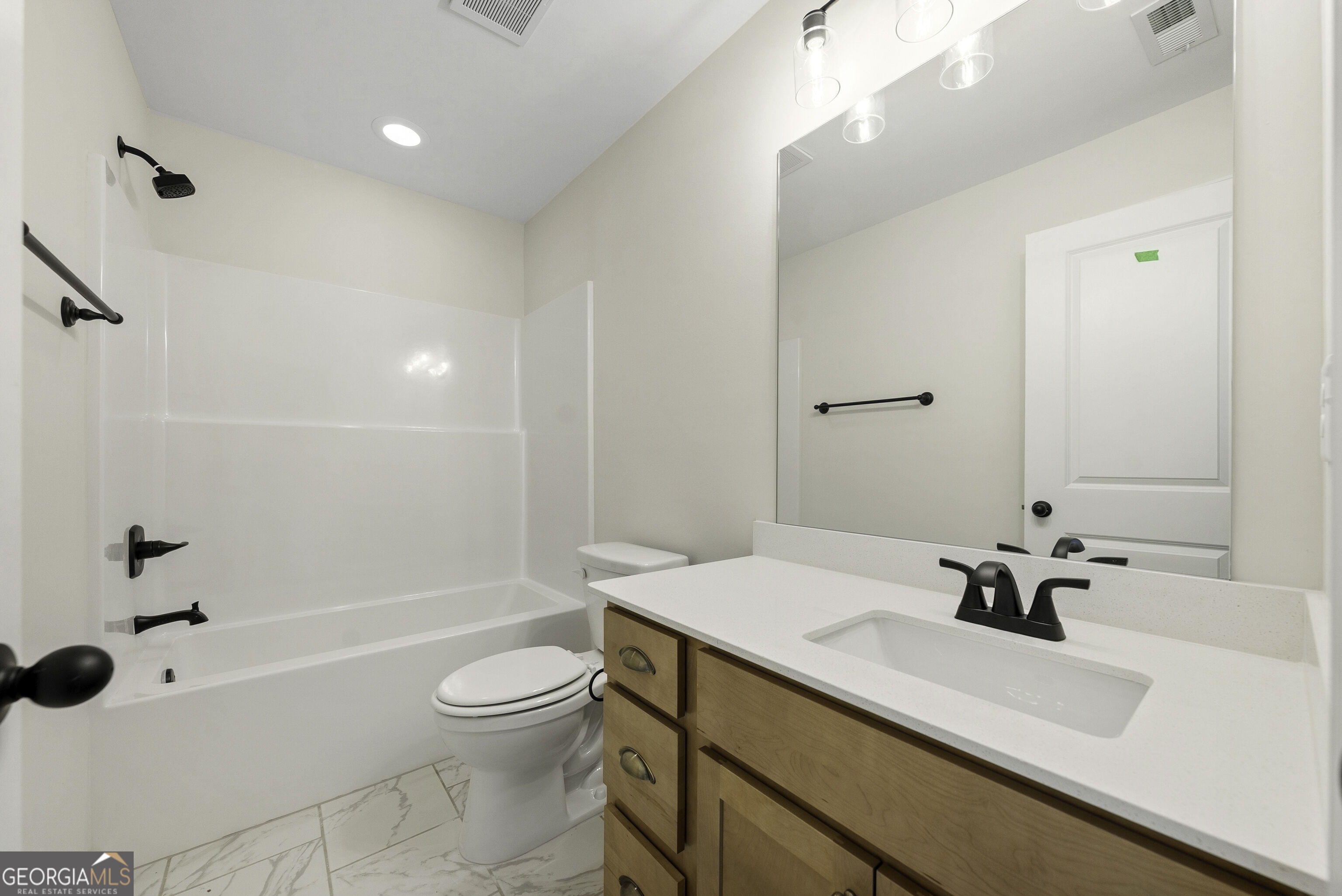 55 Walker Way # 7 Property Photo 8