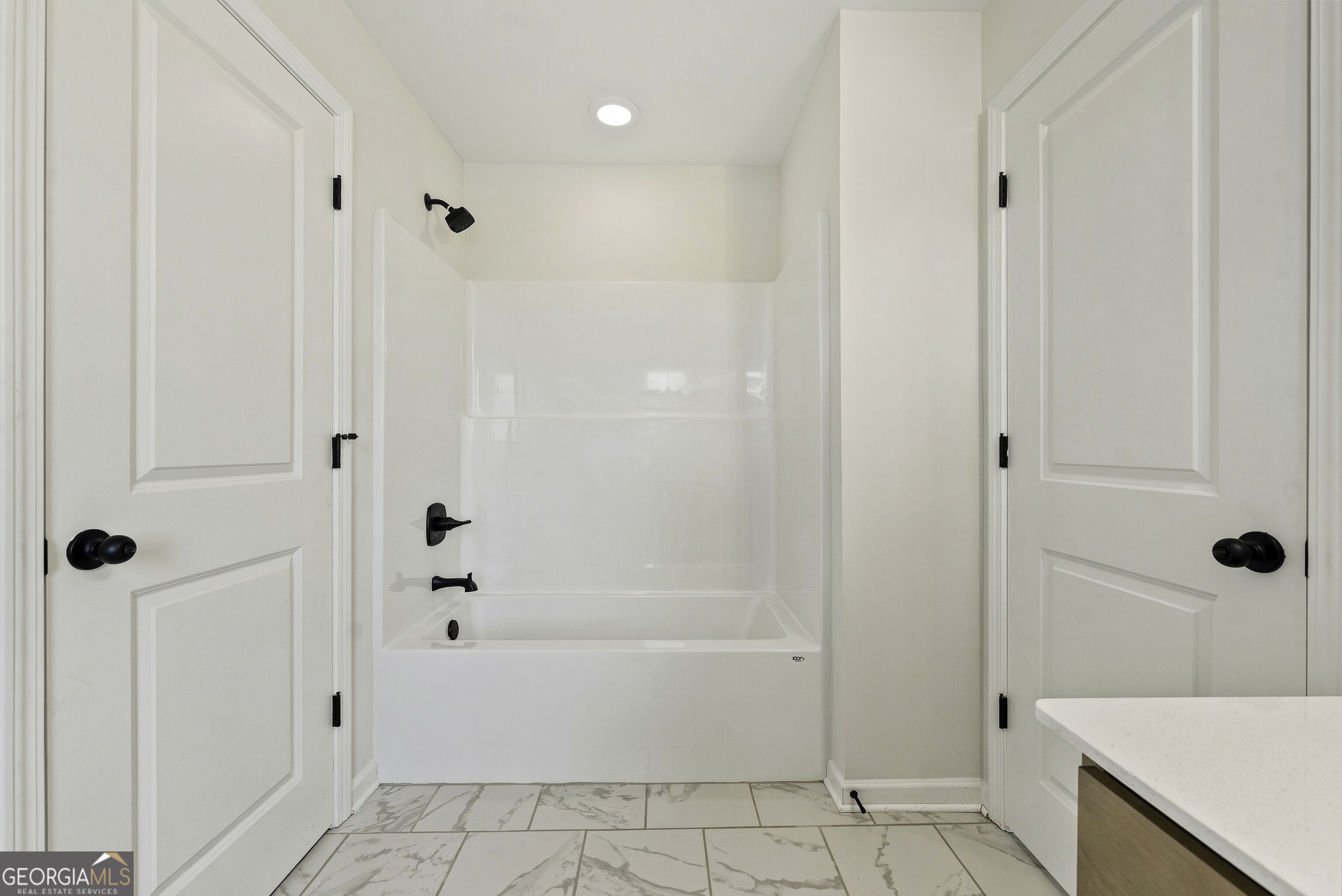 55 Walker Way # 7 Property Photo 17
